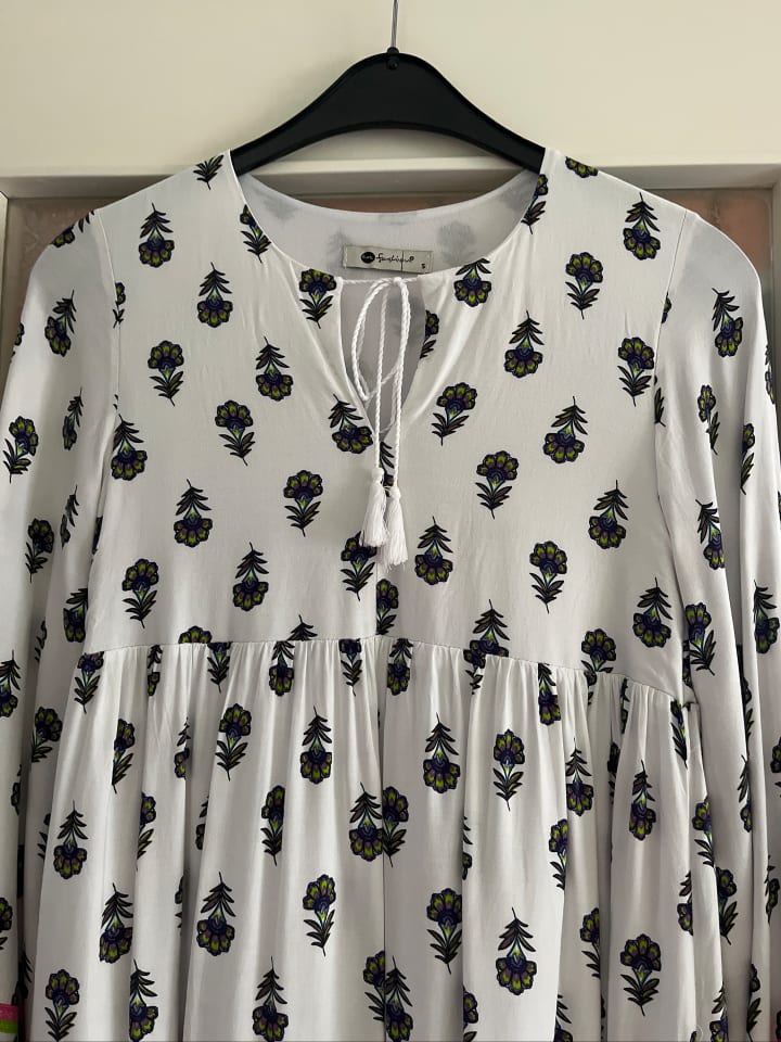 Lycalia Kleid in Bunt günstig kaufen S
