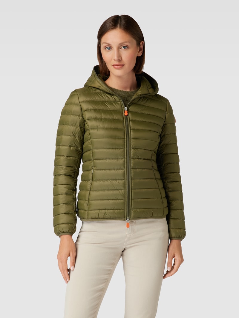 Steppjacke mit Label-Patch Modell 'DAISY' in olivgrün