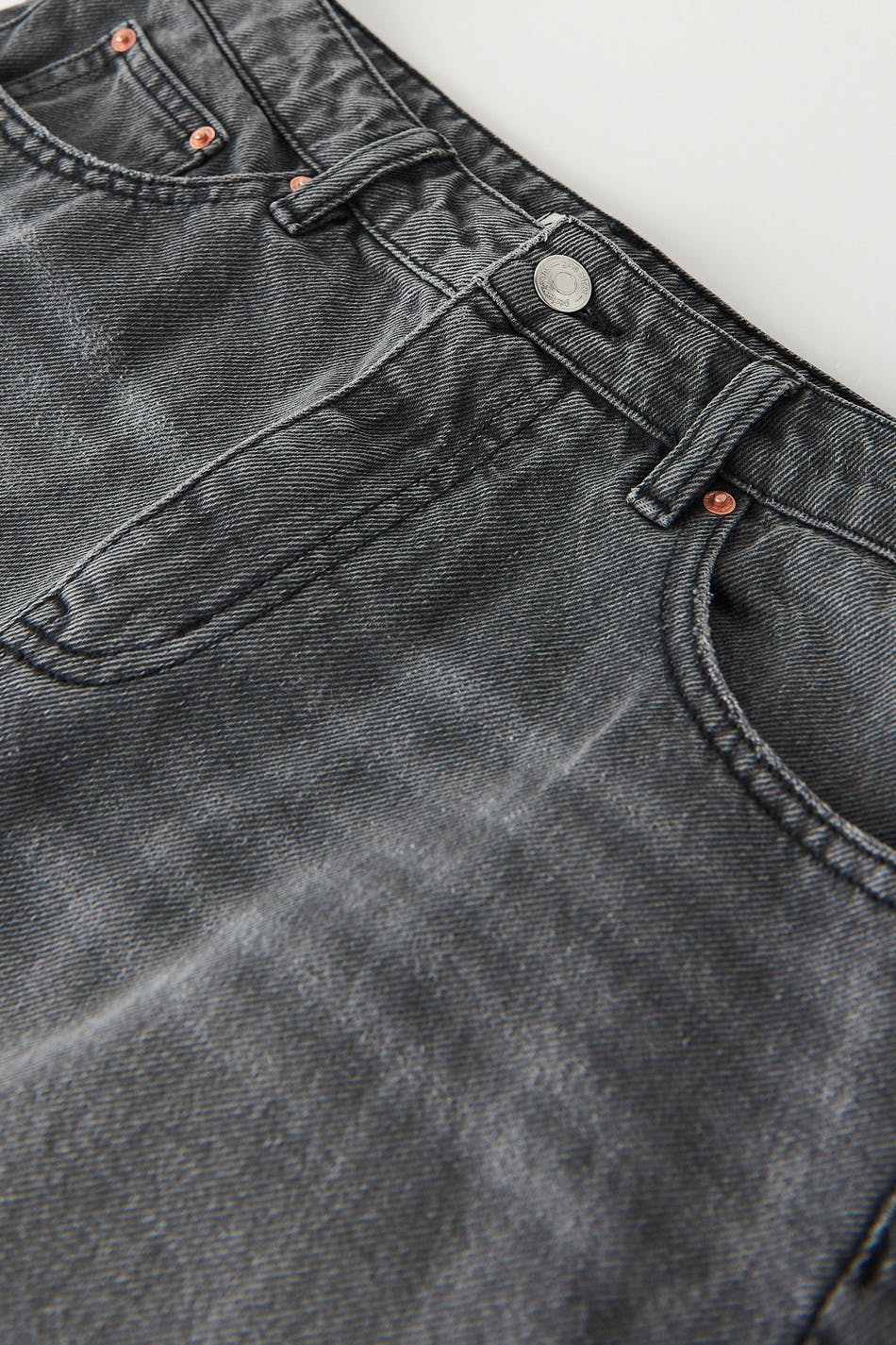 Low vintage denim skirt