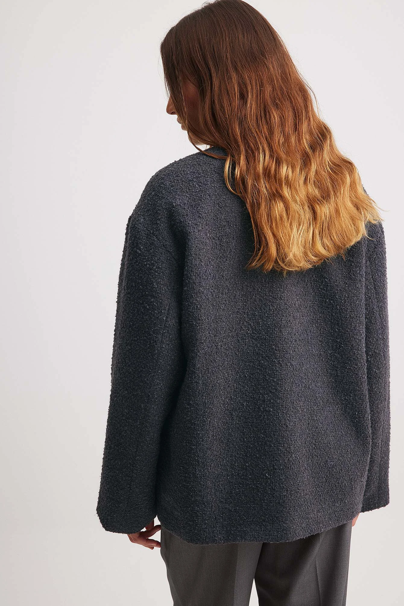 Kurze Jacke mit Taschendetail