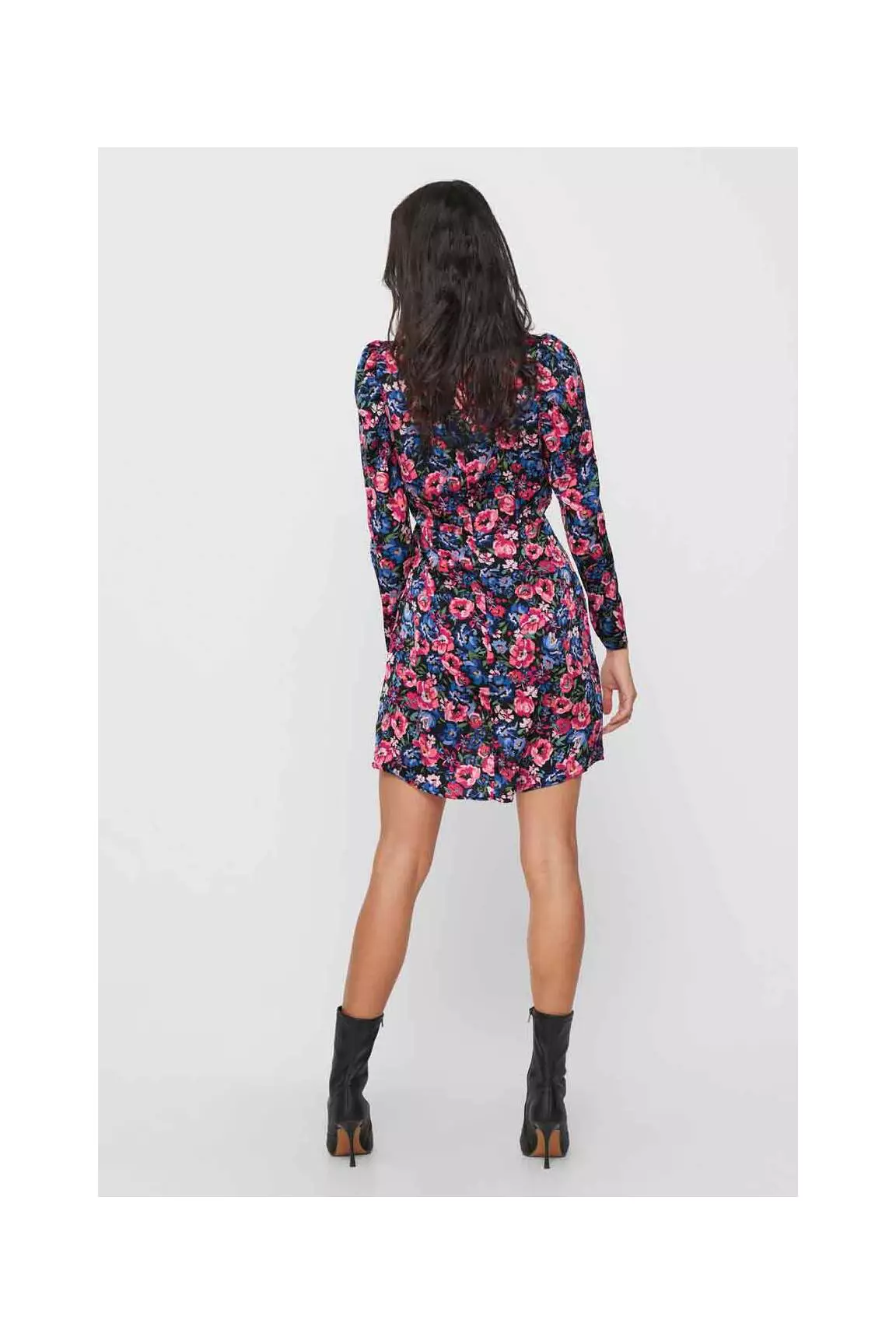 Only Robes Courtes Femme couleur noir