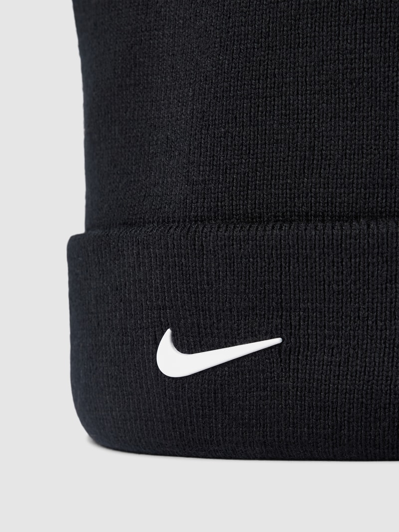 Beanie mit Label-Detail in schwarz