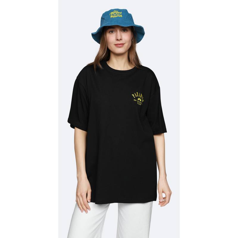 ON VACATION Paradise T-Shirt