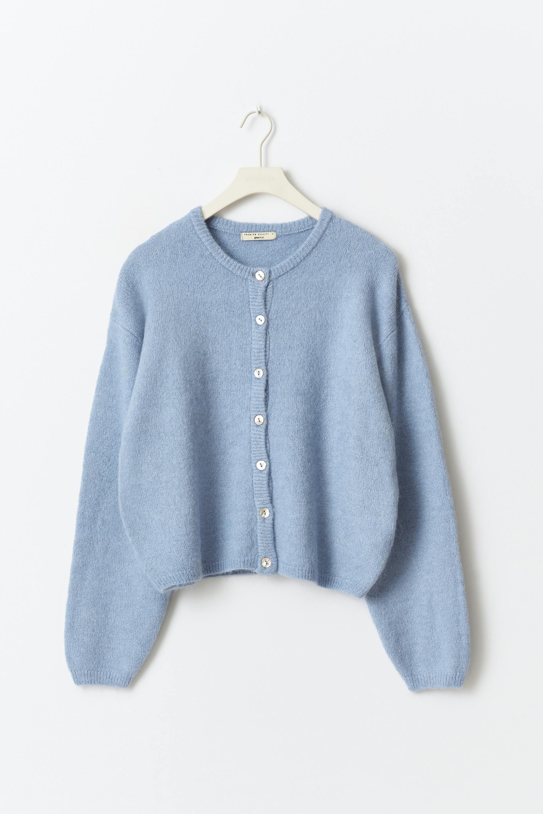 Knitted cardigan