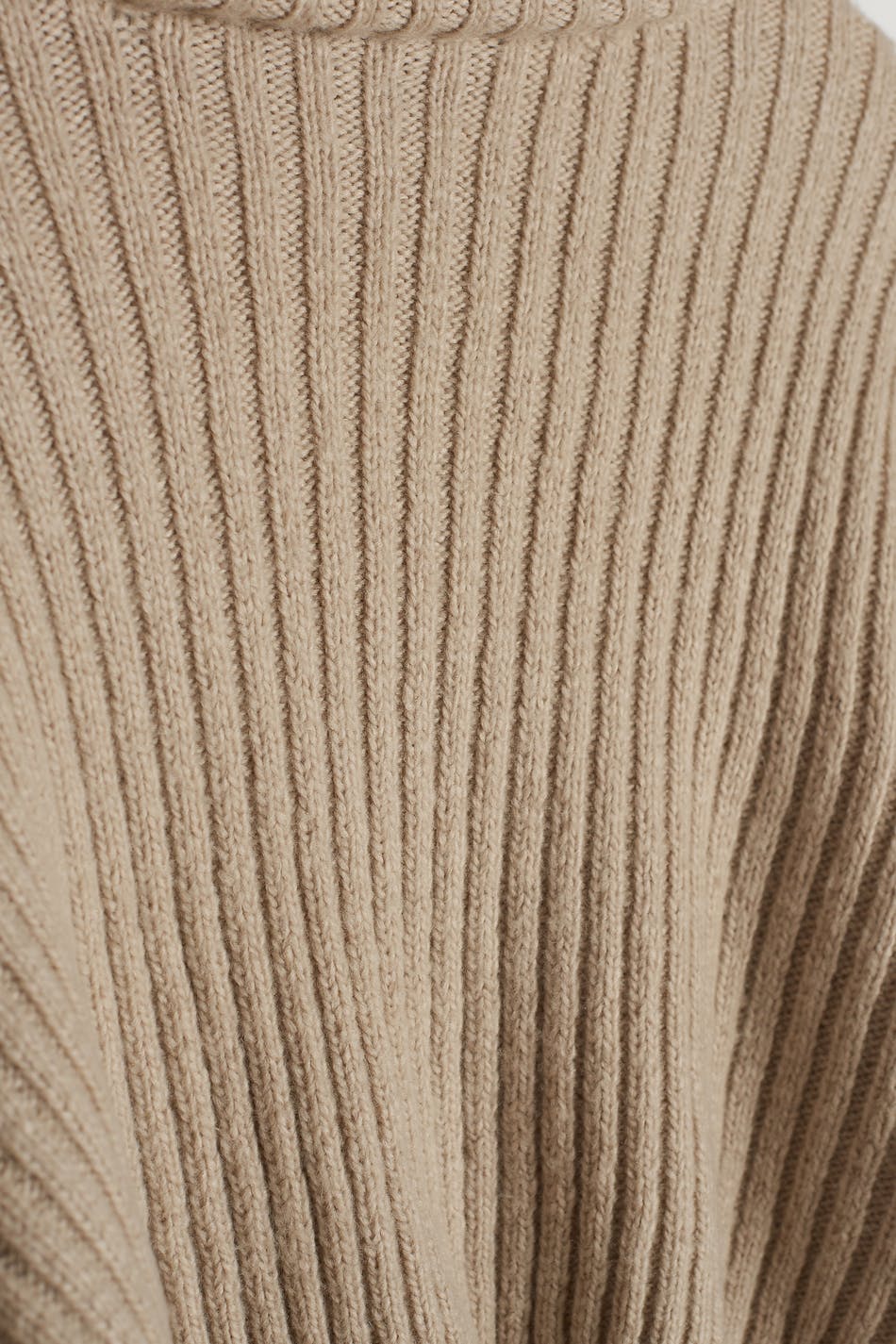River knitted sweater