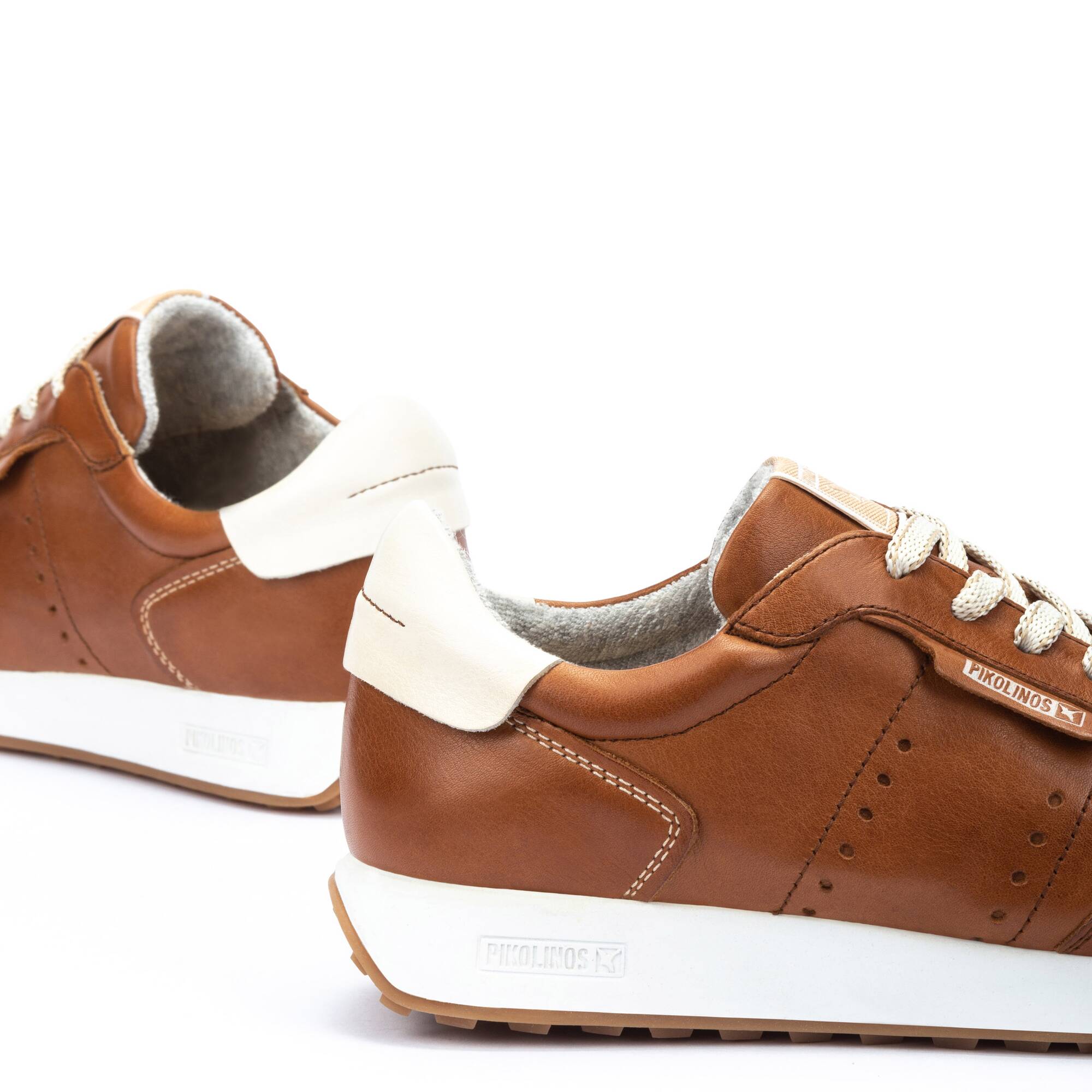 Damskie trampki casualowe - BRANDY