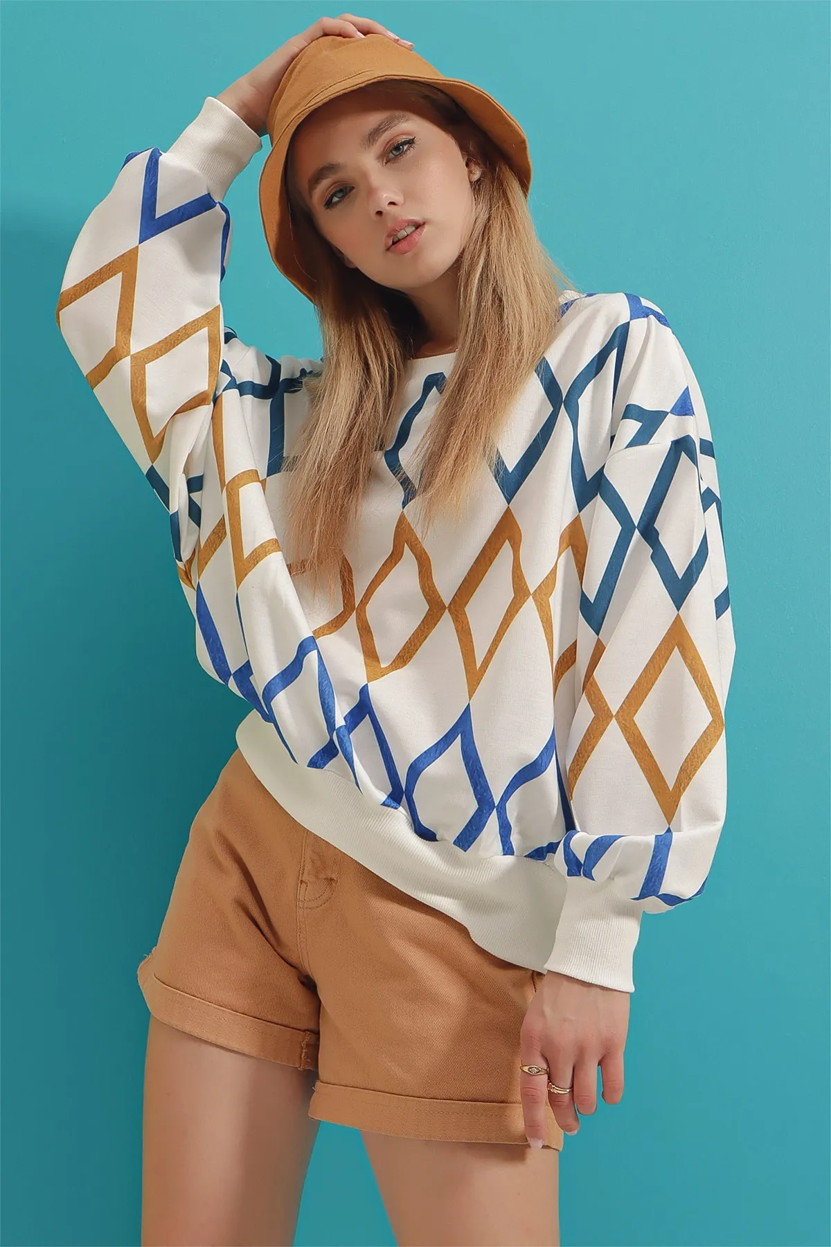 Trend Alaçatı Stili  Sweatshirt - Mehrfarbig - Oversized