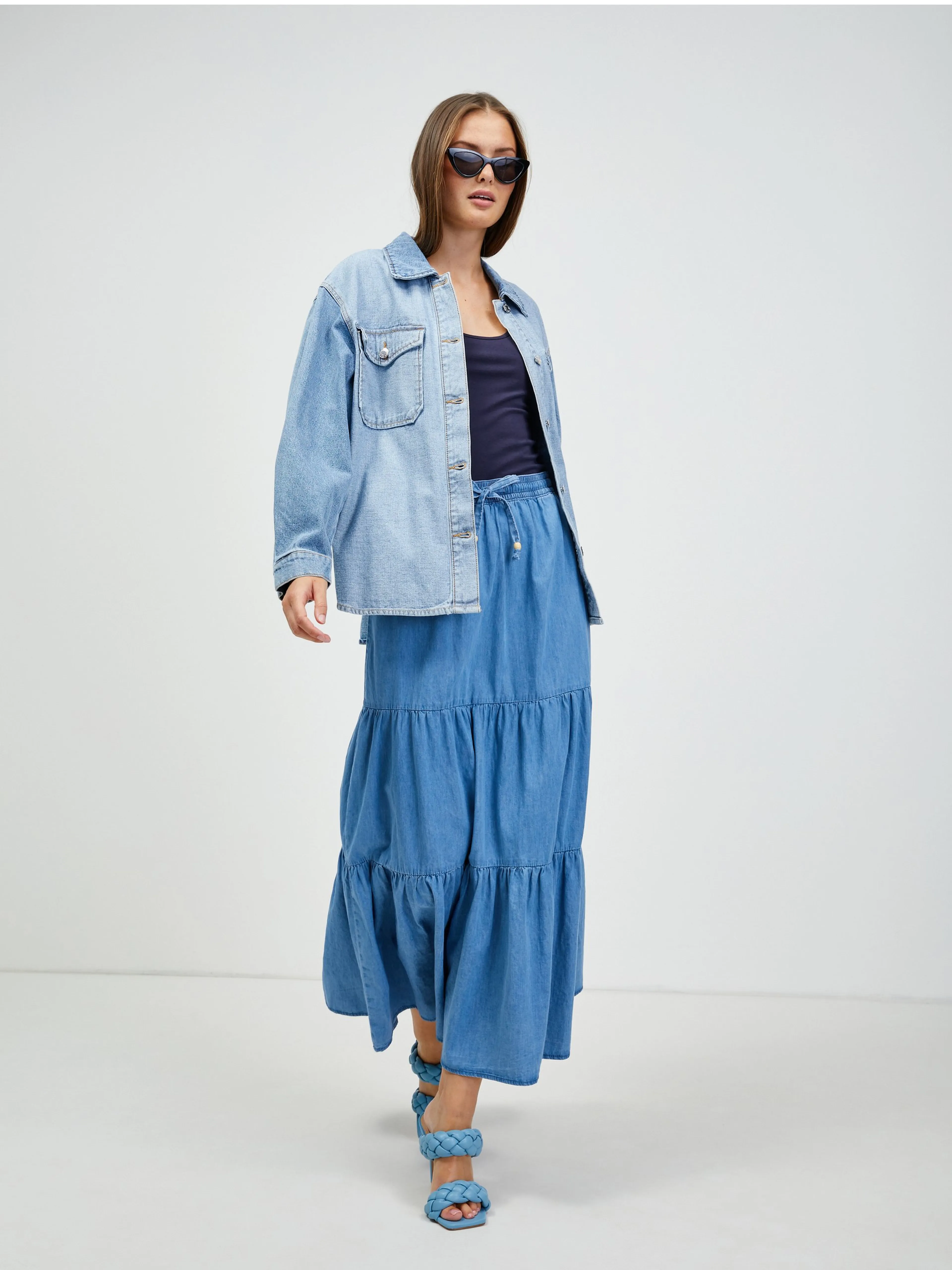 Blauer Maxirock aus Denim mit Rüschen ORSAY