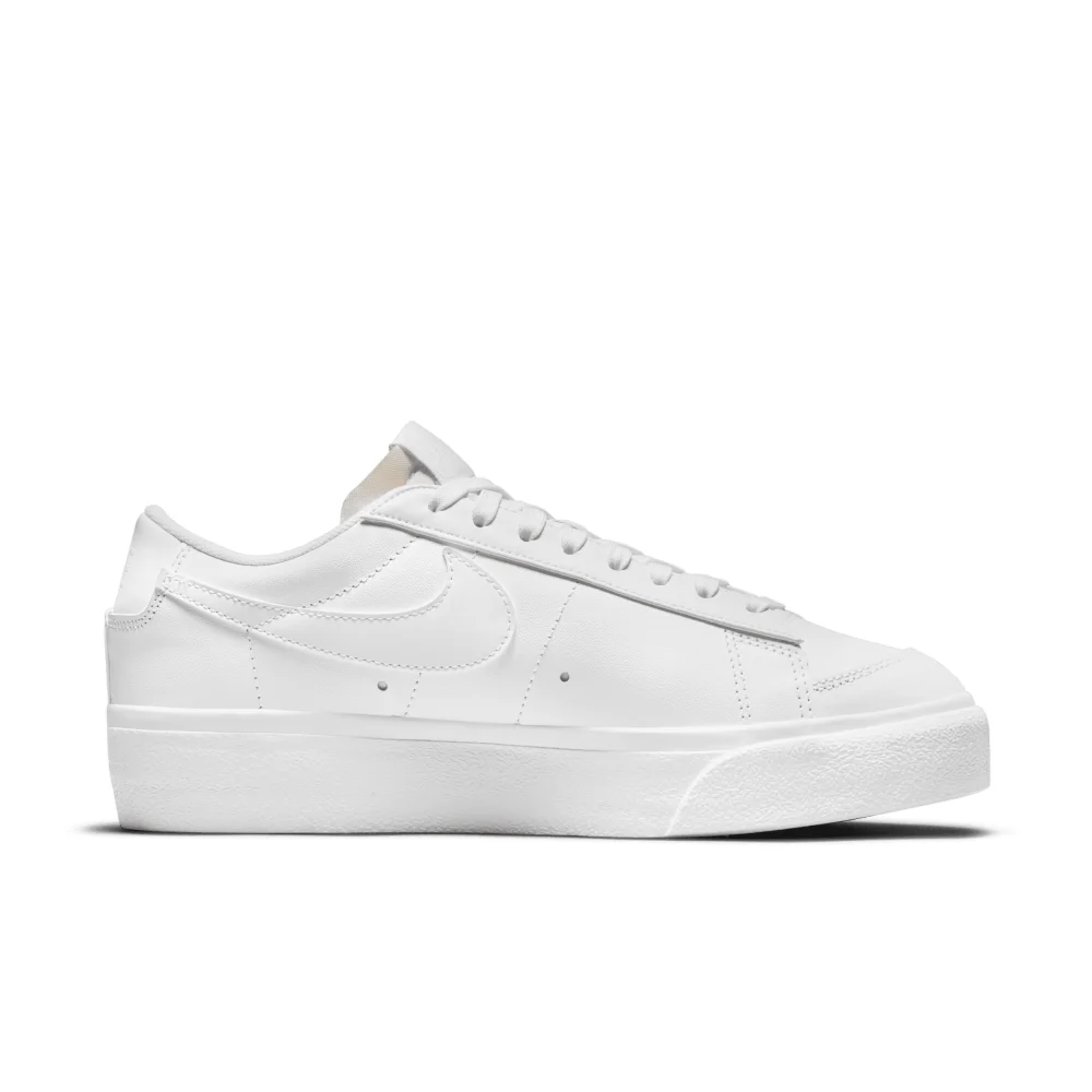 Nike Blazer Low Platform DJ0292-100 / weiss