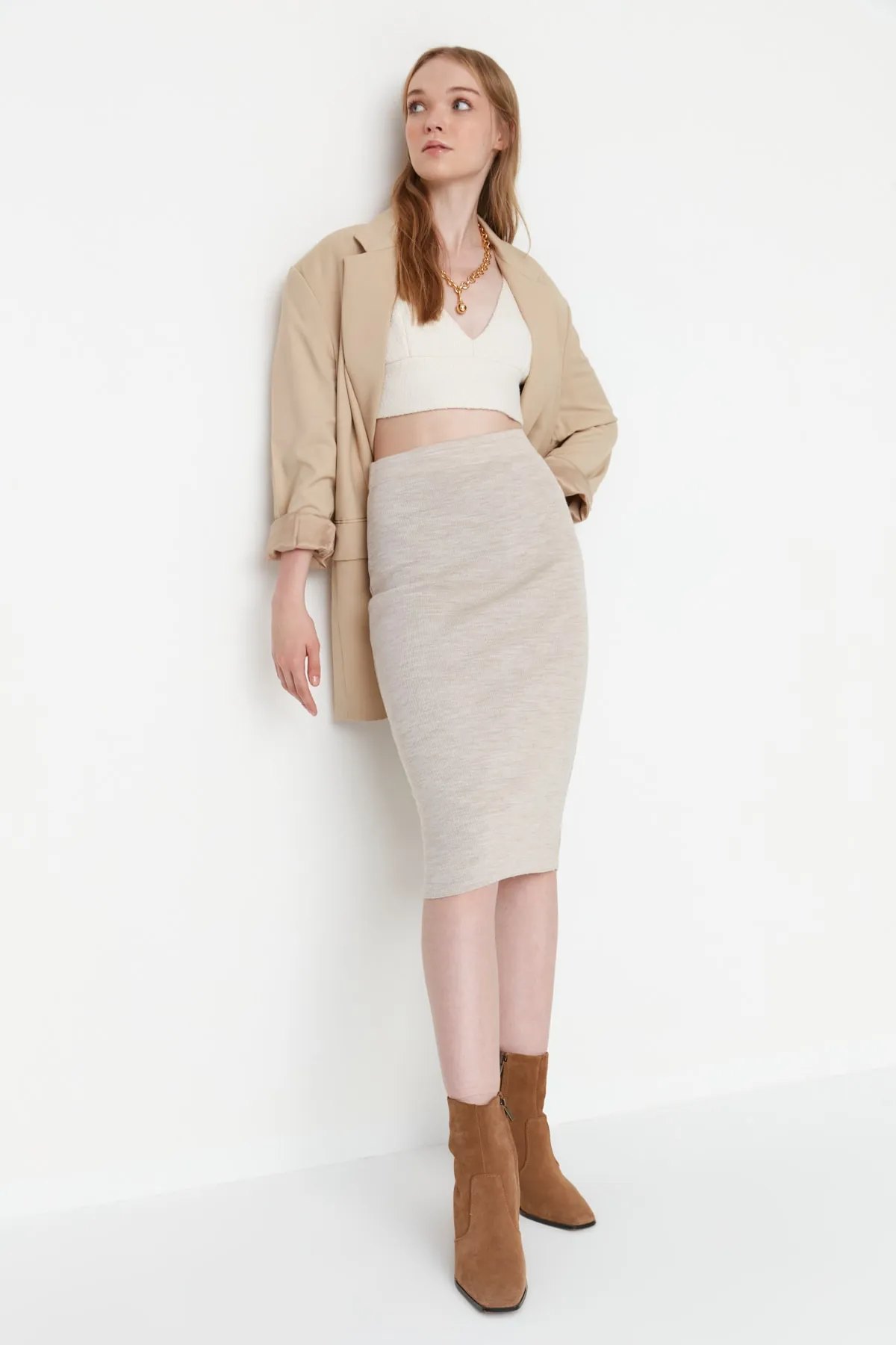 Trendyol Collection  Beiger Midi-Bleistift-Strickrock TWOAW20DU0006