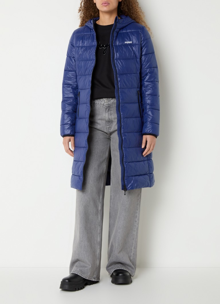 Parka HUGO BOSS Famalia cu matlasare, glugă și buzunare cu fermoar.