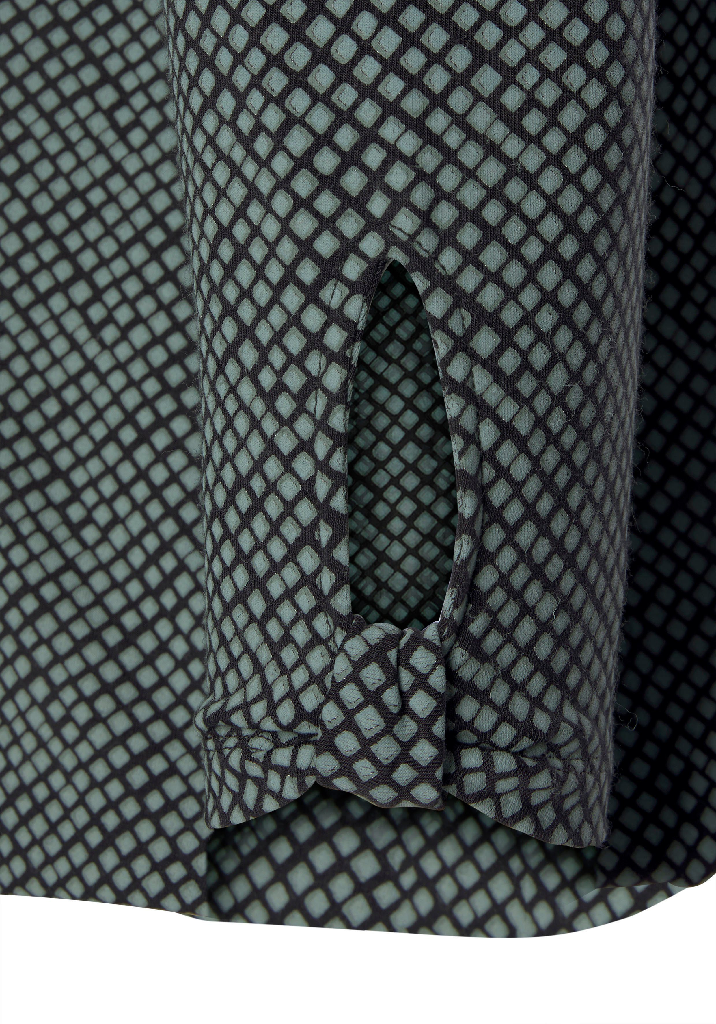 LASCANA 3/4-Arm-Shirt mit kleinem Cut-Out am Ärmelsaum