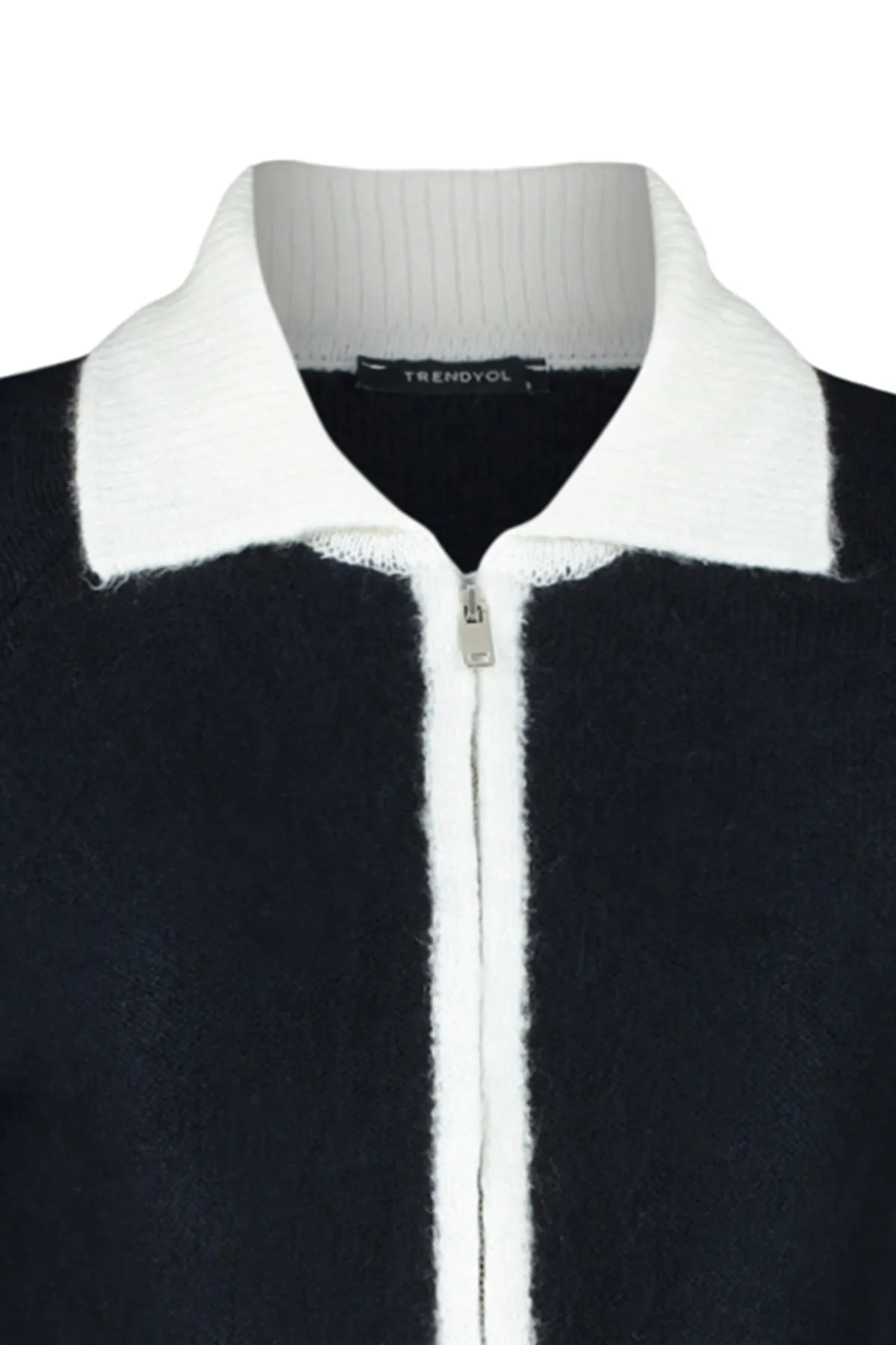 Trendyol Collection  Marineblaue Strickjacke mit weicher Struktur und Reißverschluss in Farbblock-Optik TWOAW24HI00102