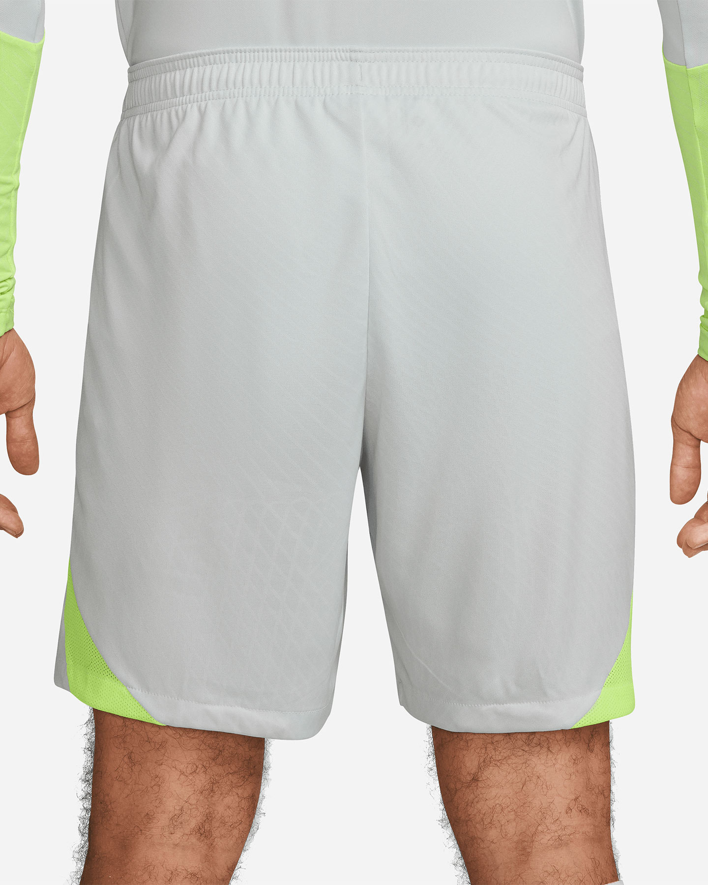 Futbalové šortky Nike Strike M DV9276-043