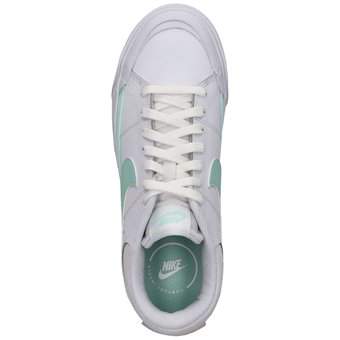 Nike Court Legacy Lift Sneaker in weiß