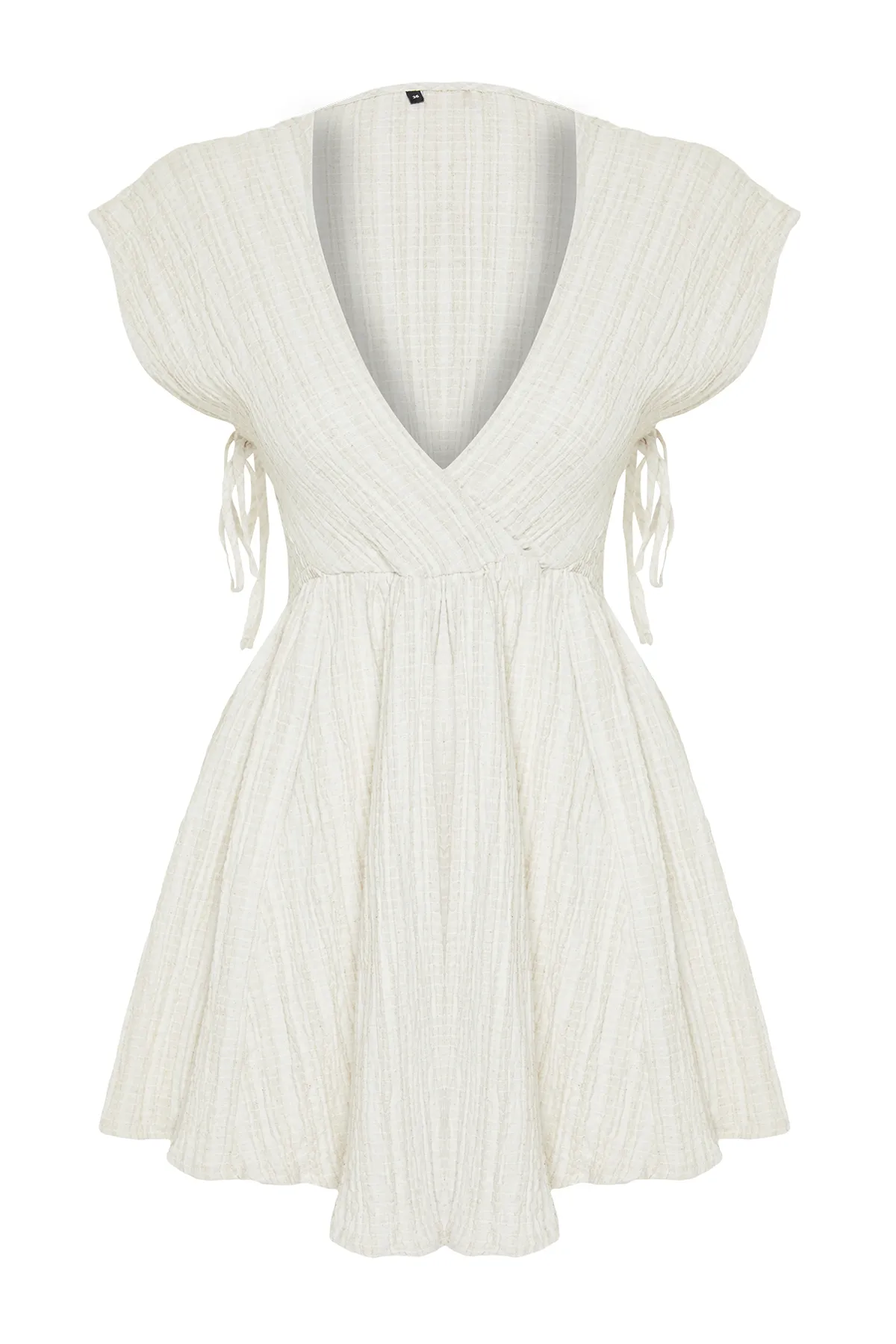 Trendyol Collection  Ecrufarbenes, gewebtes Mini-Strandkleid aus Leinenmischung mit Cut-out/Fensterausschnitt TBESS24EL00075