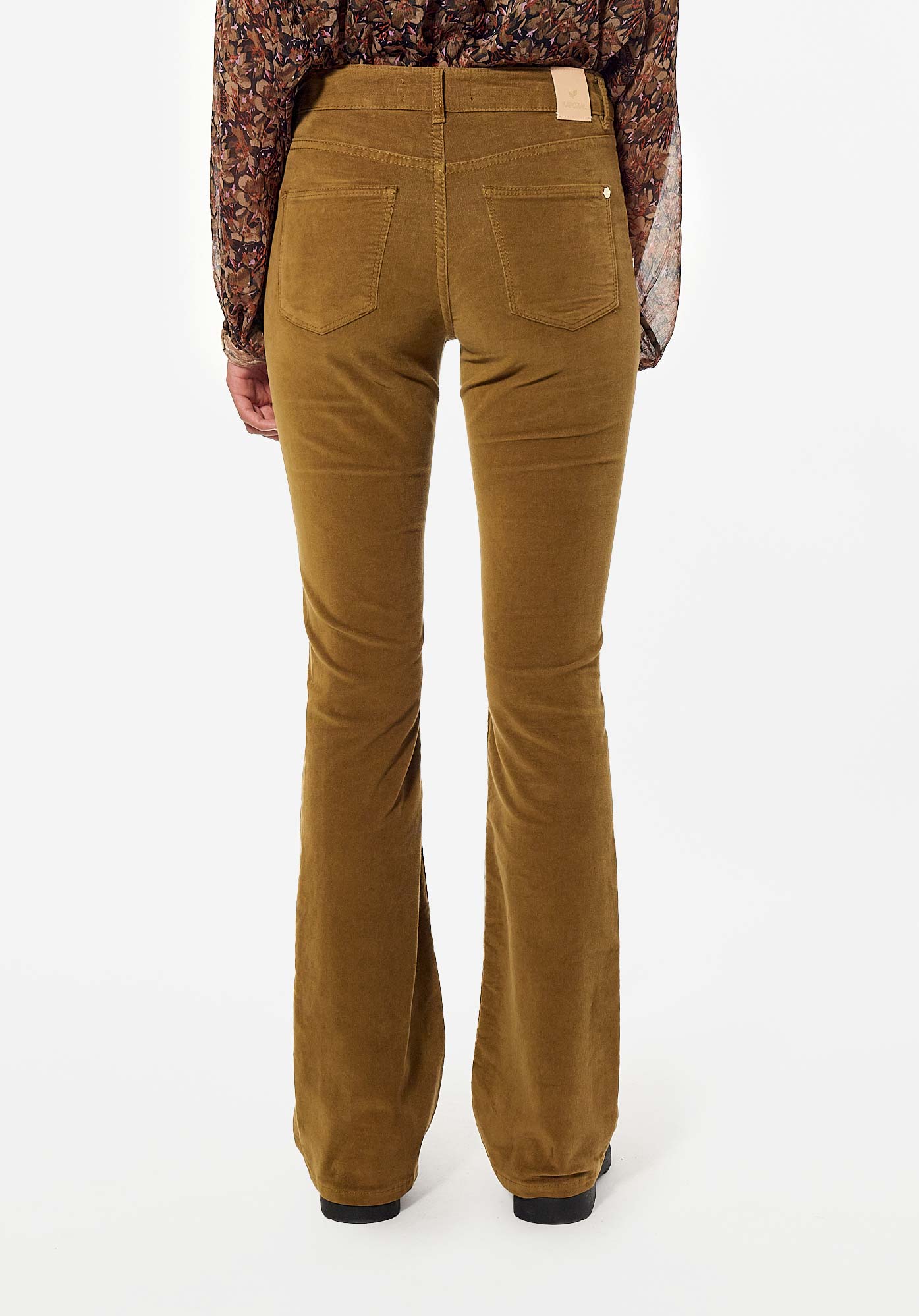 LUCKY  Jean beige bootcut Femme