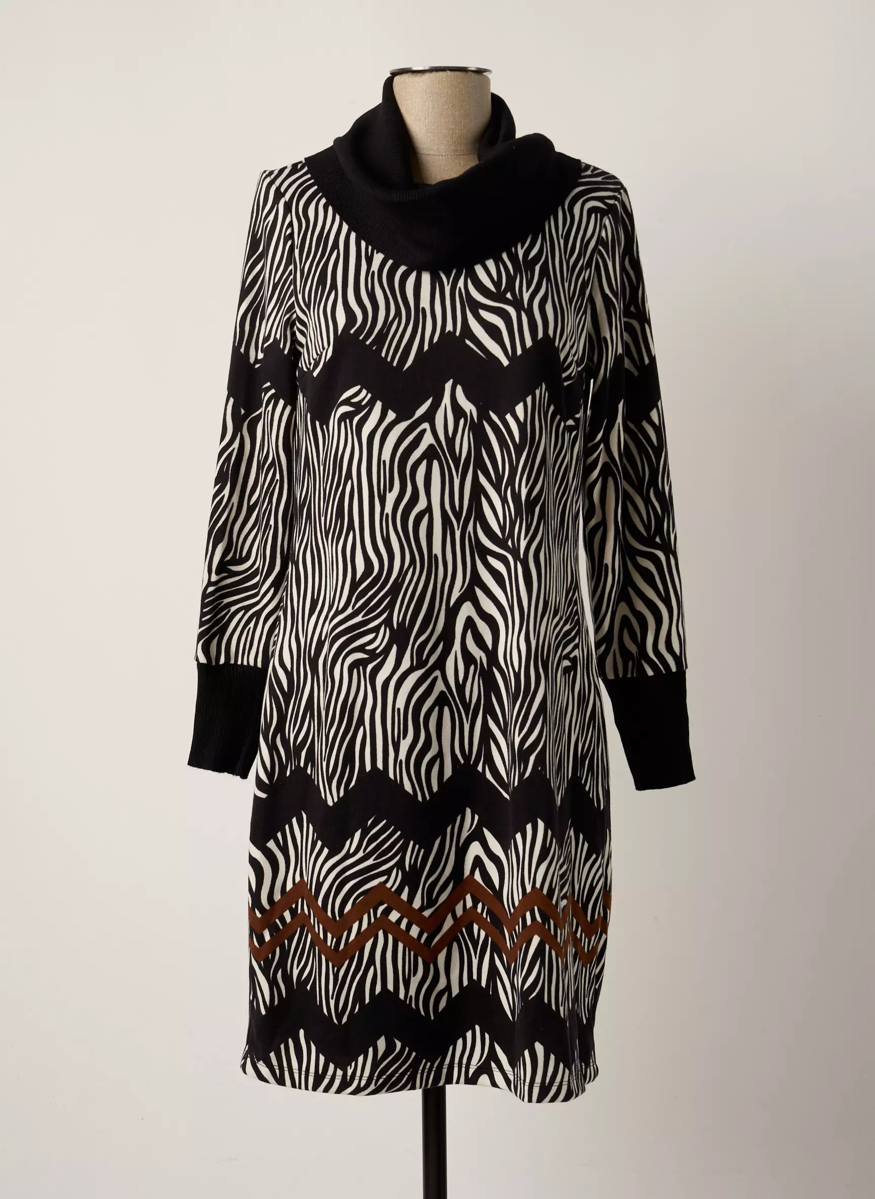 K Design Robes Mi Longues Femme couleur noir