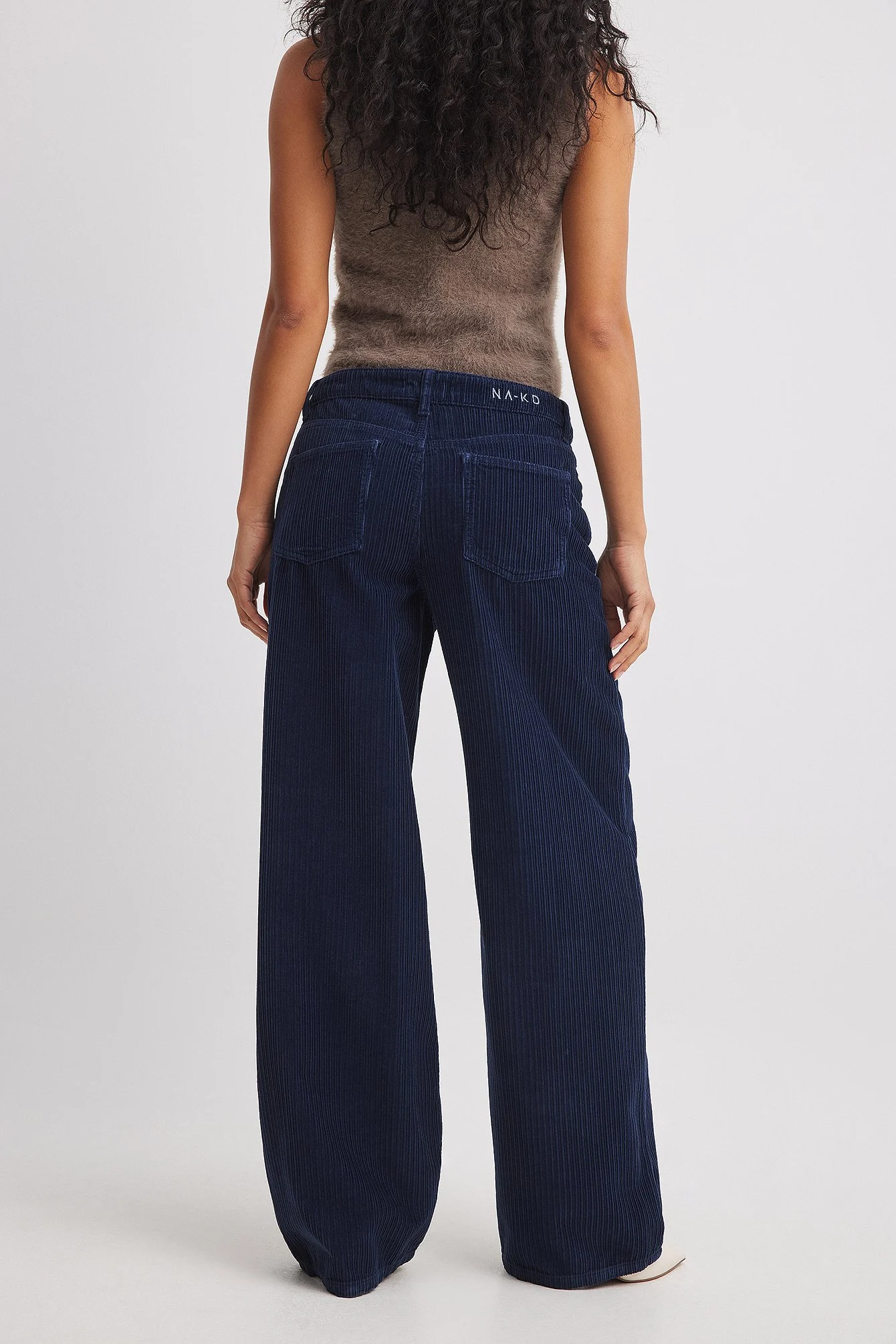 Manchester-Hose mit mittelhoher Taille