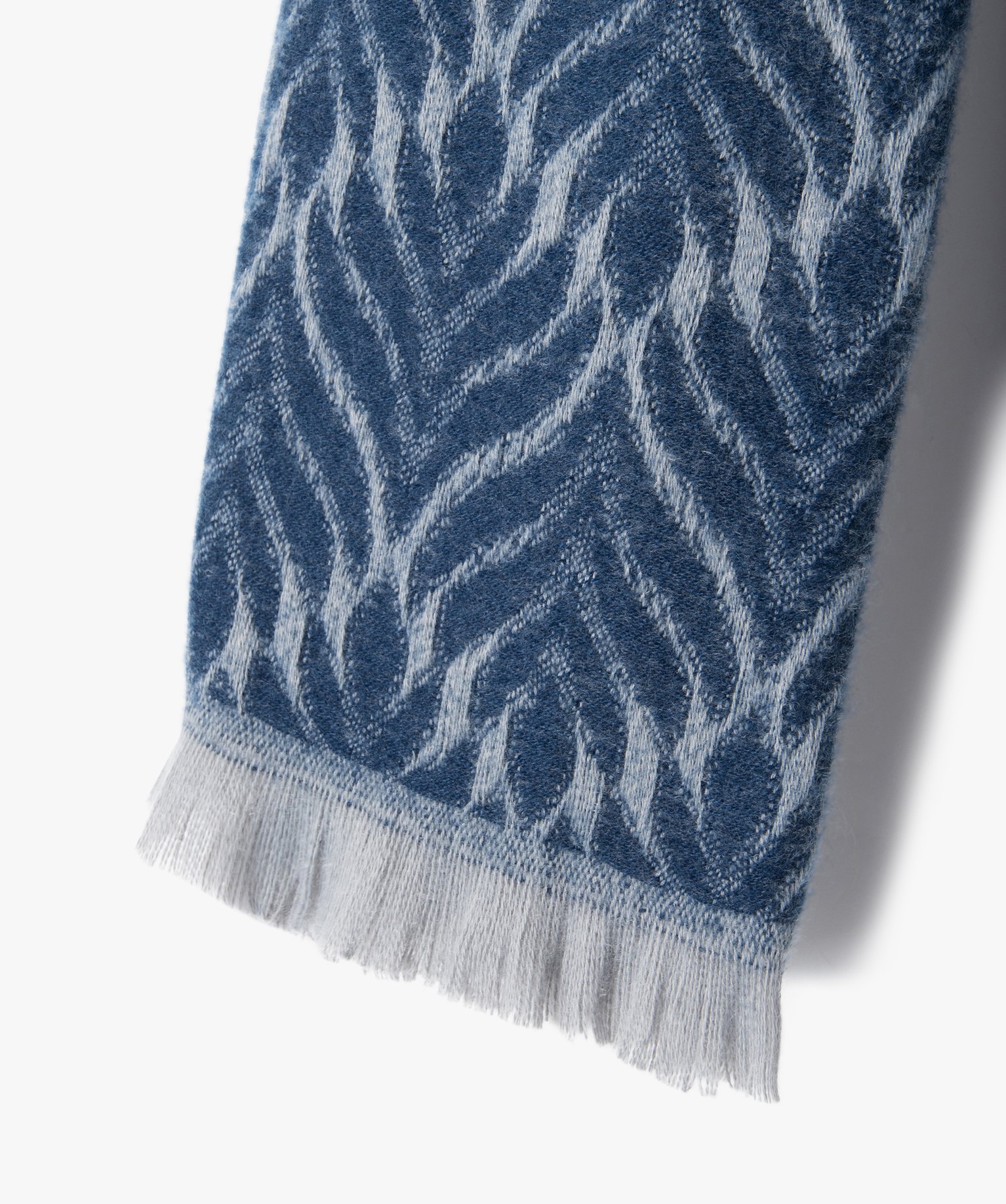 écharpe femme jacquard toute douce bleu | GEMO