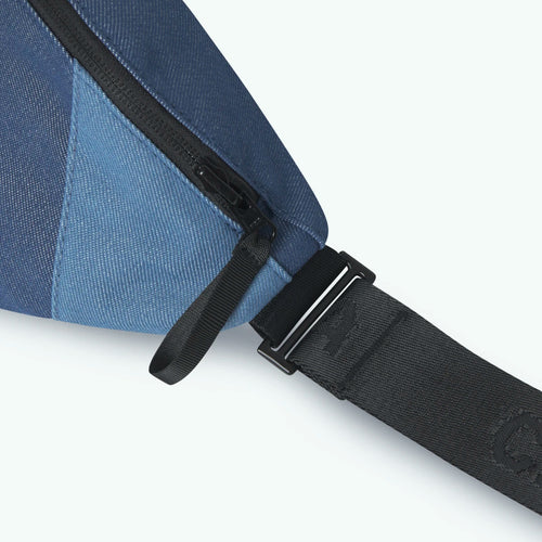 Small San Giljan denim blue fanny pack