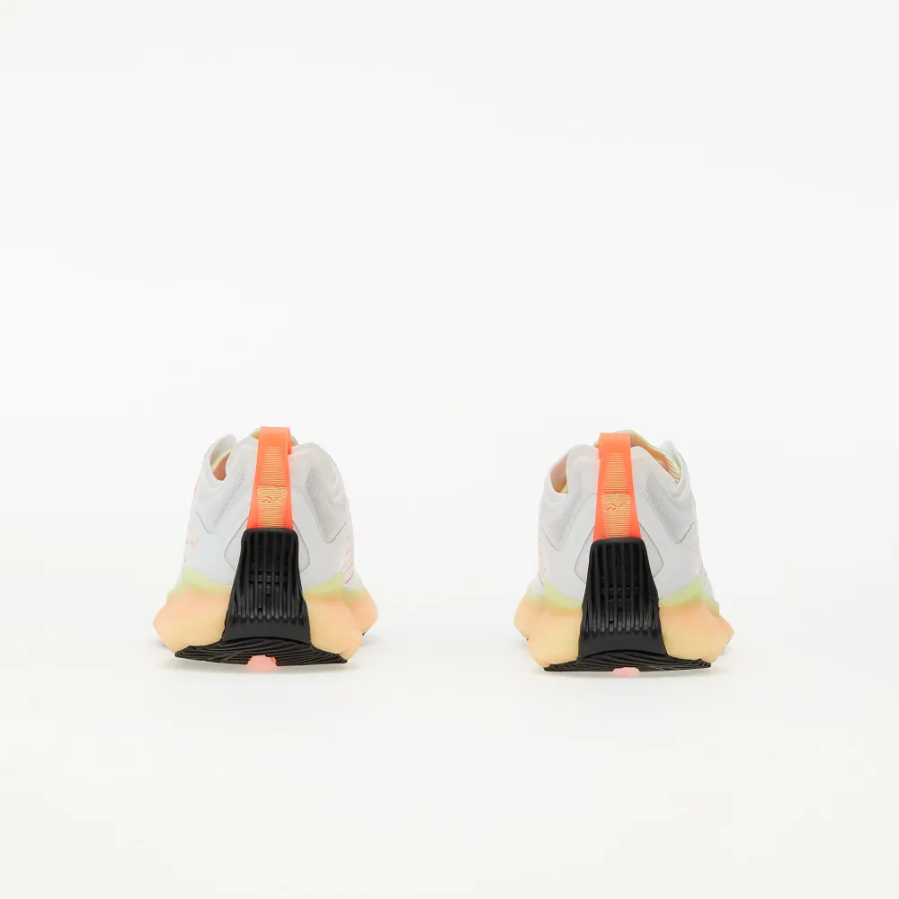 Reebok Zig Kinetica 21 Ftwr Energy Glow Flare FX9412 / weiss