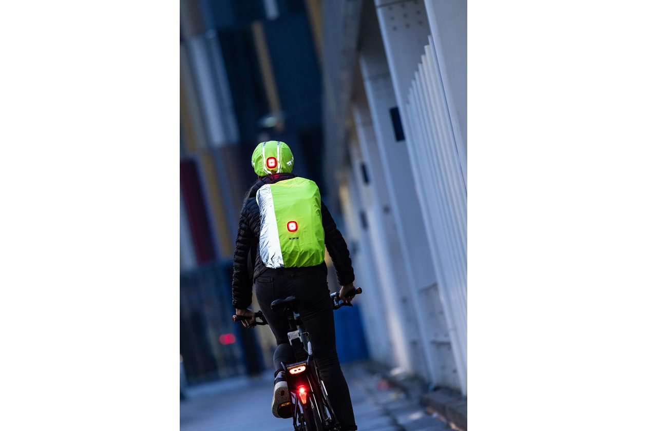 WOWOW Corsa LED Helmet Cover