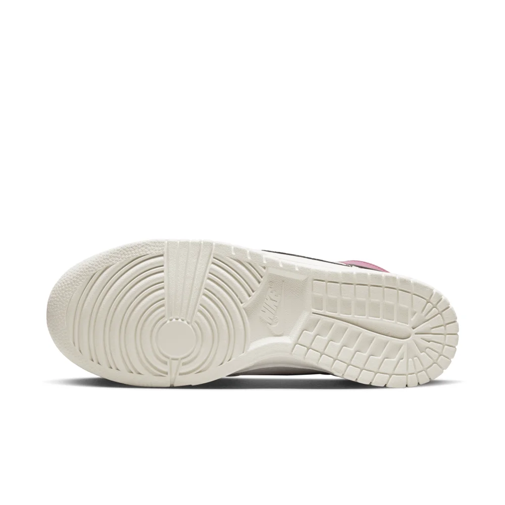 Nike Dunk High WMNS FD0802-100 / weiss