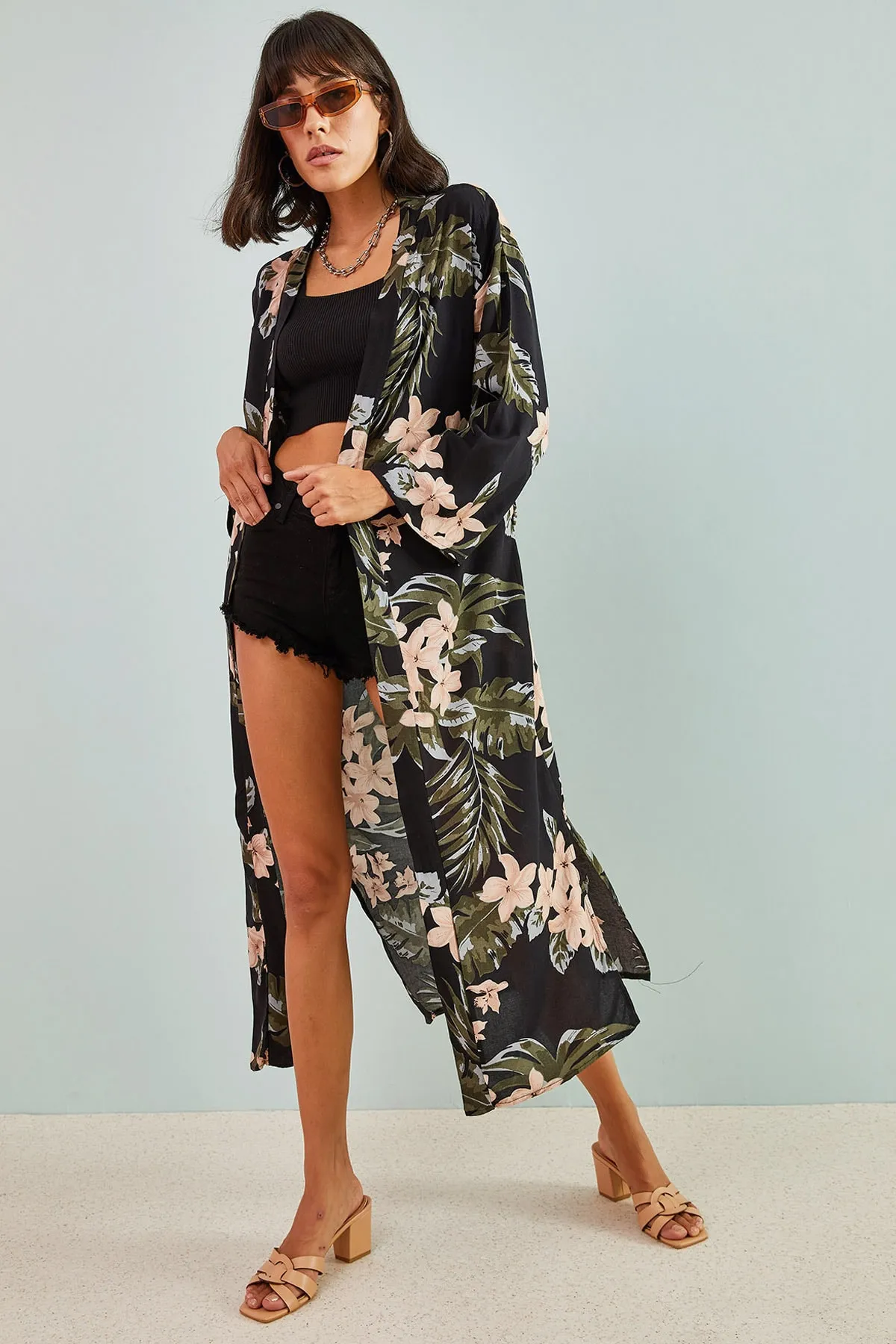 Bianco Lucci  Mehrfarbig gemusterter Damen-Kimono mit Gürtel