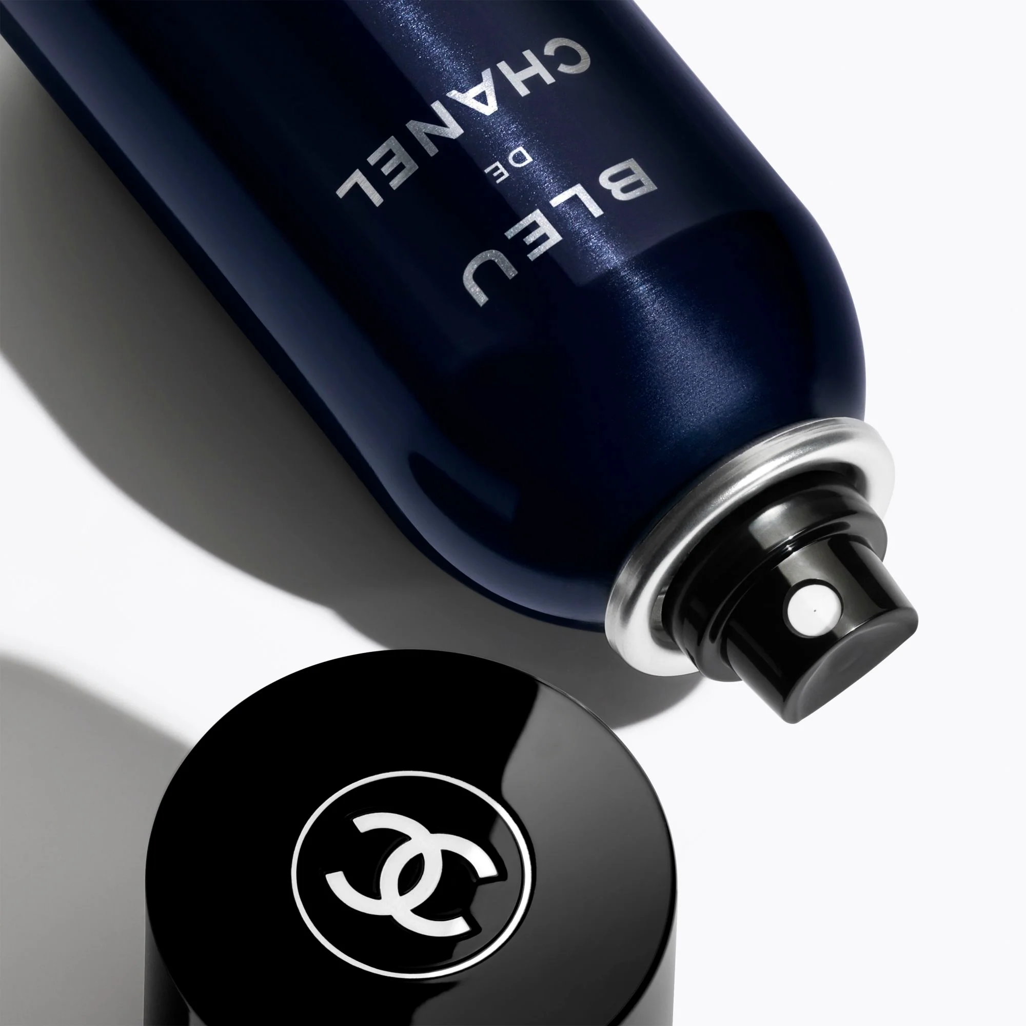 BLEU DE CHANEL - DEZODORANS U SPREJU