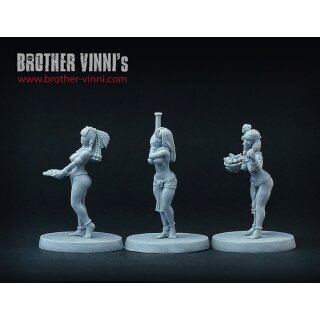 Egyptian Service Girls (28 mm) (3)