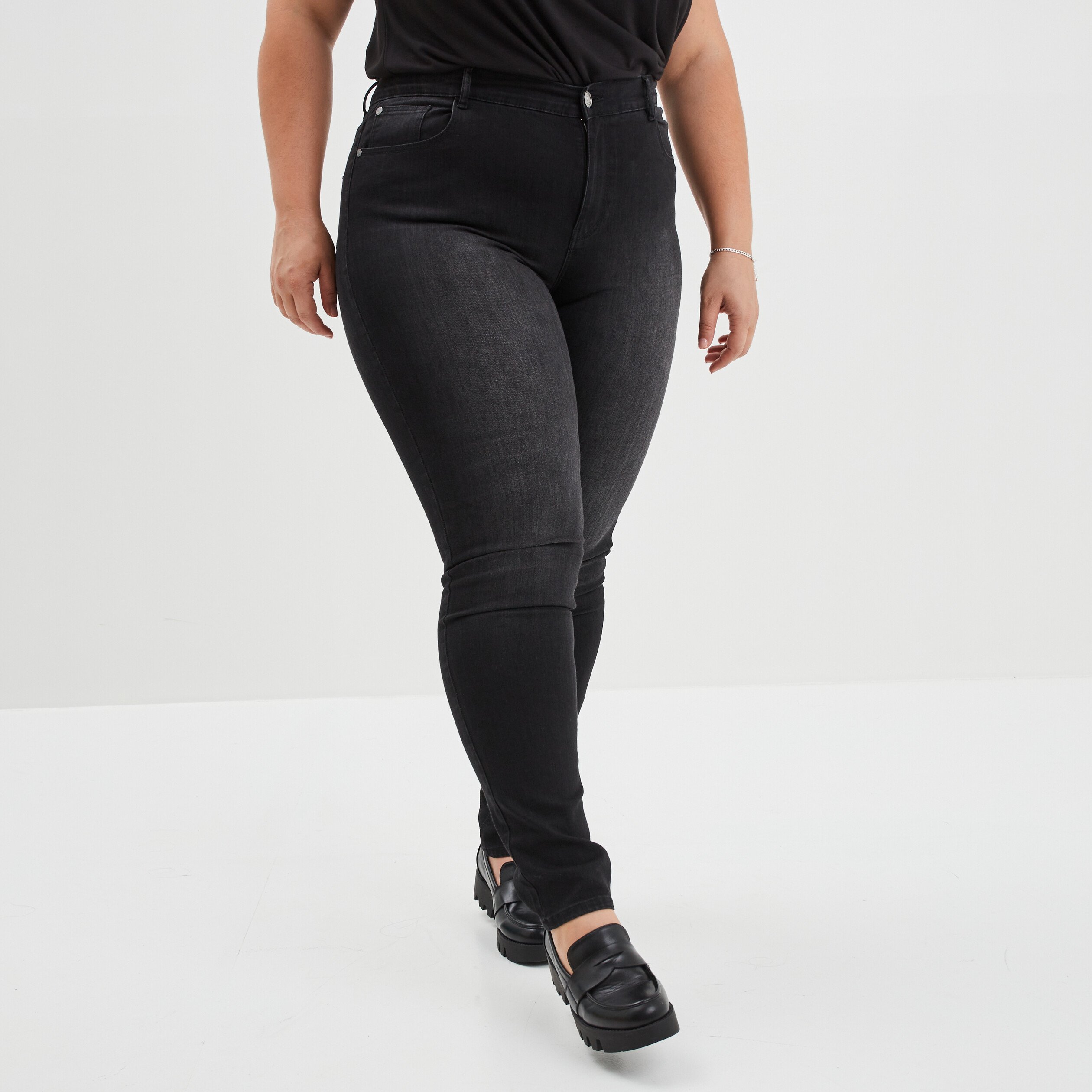 Jeans slim taille ajustable denim noir femme grande taille | La Halle