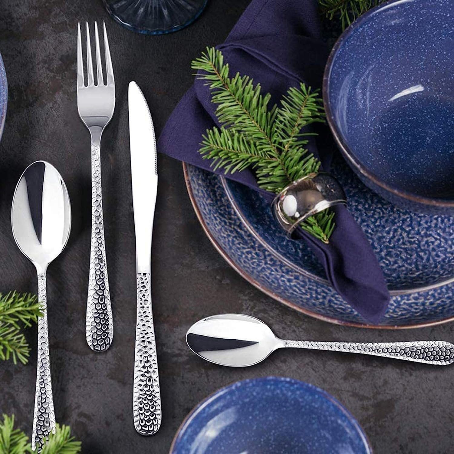 AKKEE Besteck-Set 30-teilig Besteckset Edelstahl Essbesteck für 6 Personen, mit Messer Gabel Löffel, Gehämmertes Tafelbesteck für Haushalt/Küche