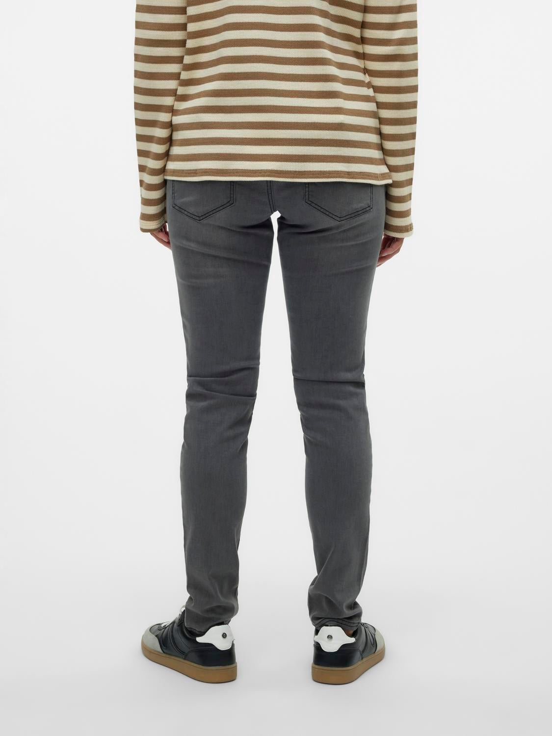 Umstands-jeans