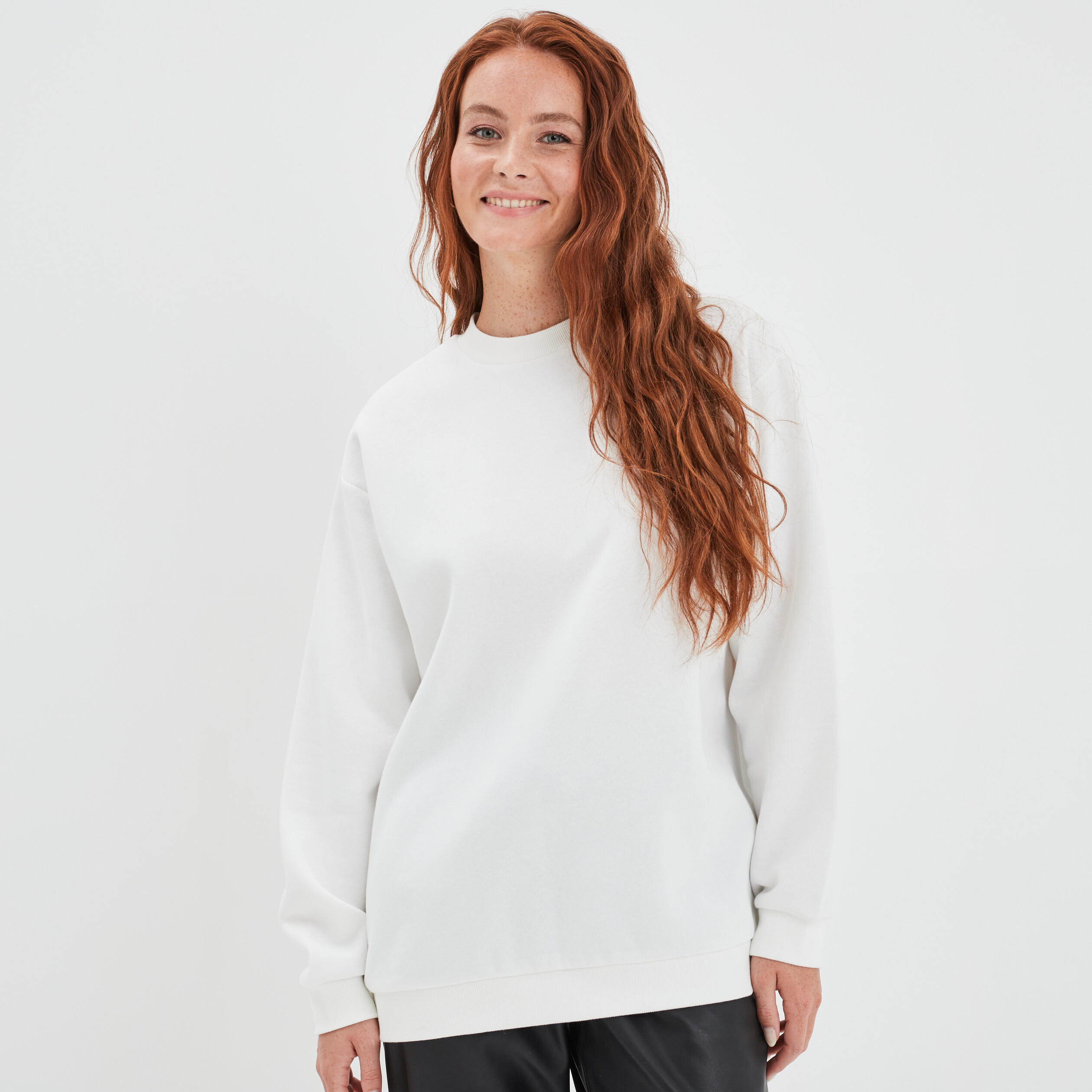 Sweat oversize mi-long col rond blanc femme | La Halle