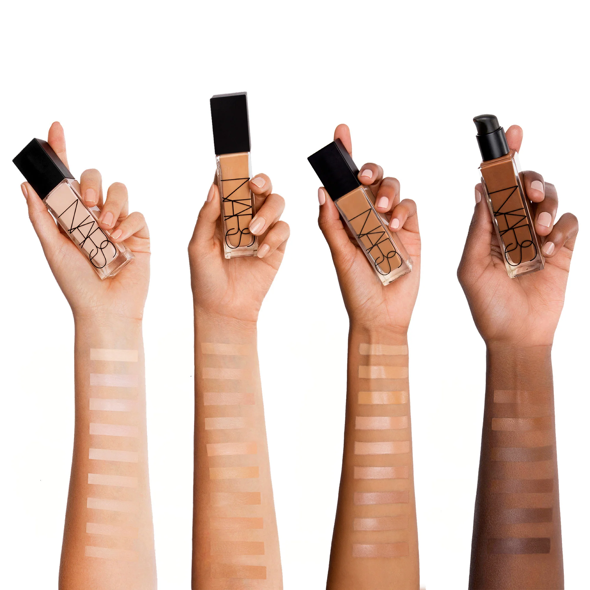 Viso NATURAL RADIANT LONGWEAR FOUNDATION - Fondotinta liquido