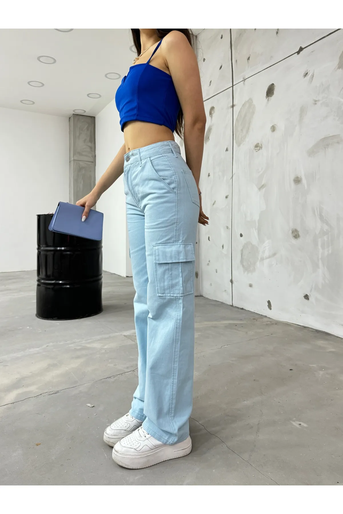 BİKELİFE  Babyblaue Cargohose für Damen mit hoher Taille und weitem Bein