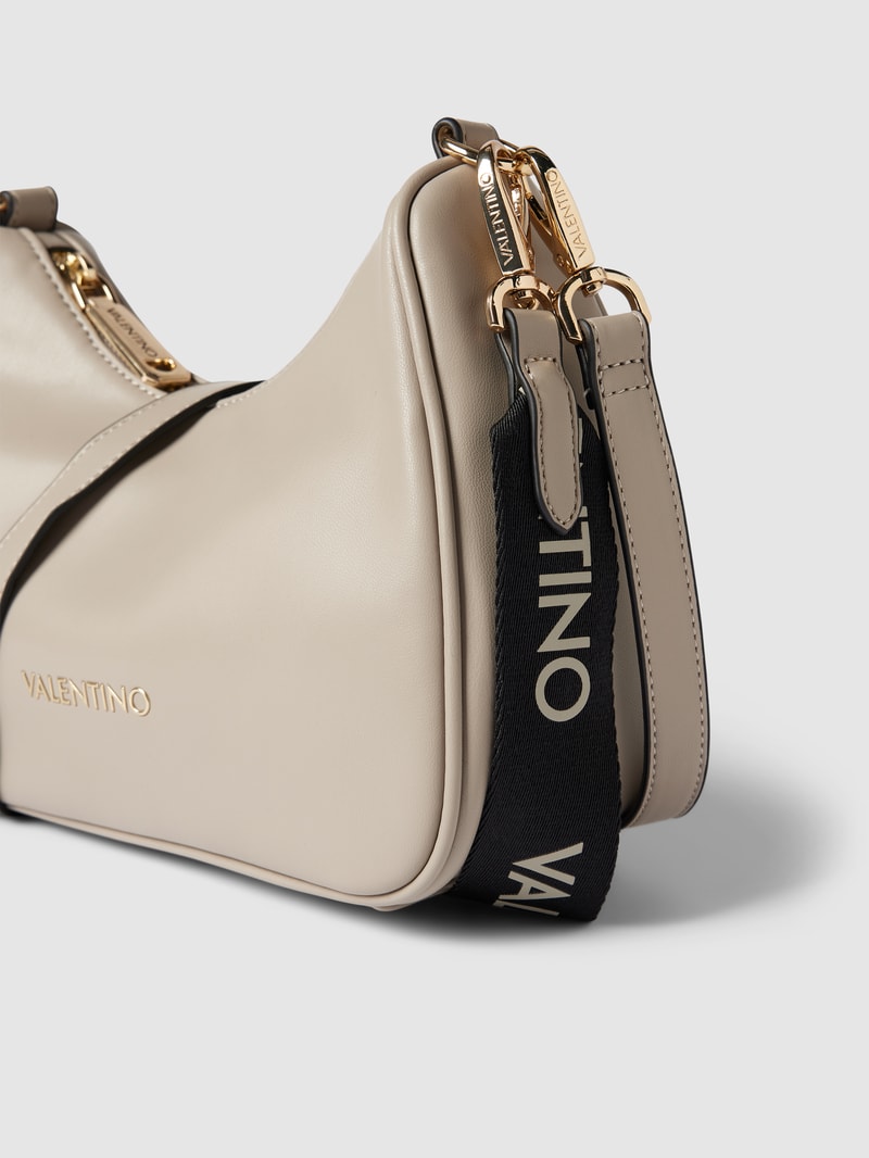 Handtasche mit Label-Applikation Modell 'CHAMONIX RE' in hellgrau