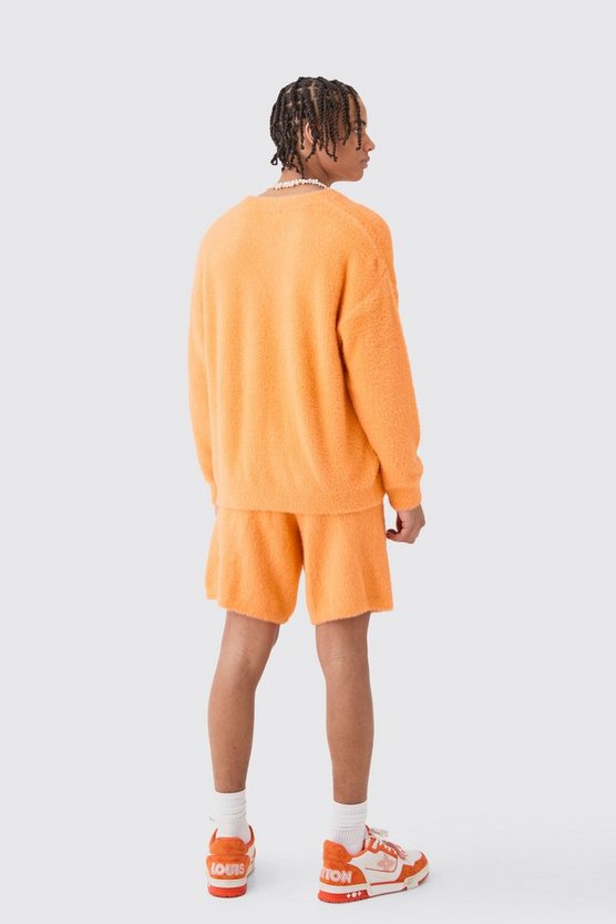 Kastiger flauschiger Pullover in Orange