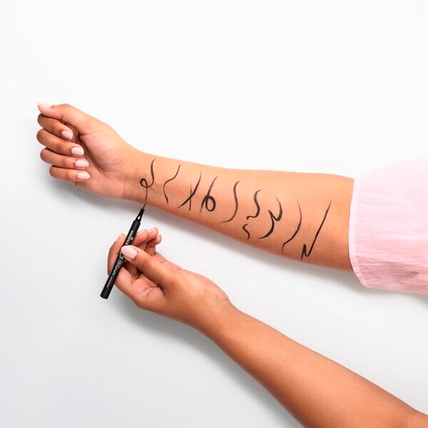 Essence Tiny Tip 01 Deep Black Waterproof Eyeliner 1.1ml