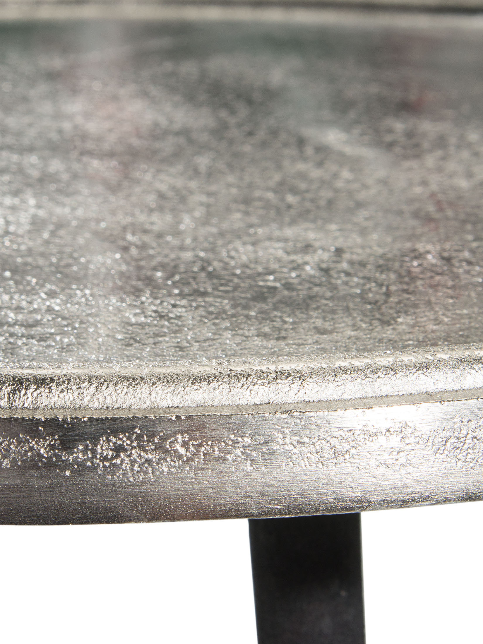 Raw Silver Finish Tisch, Silber