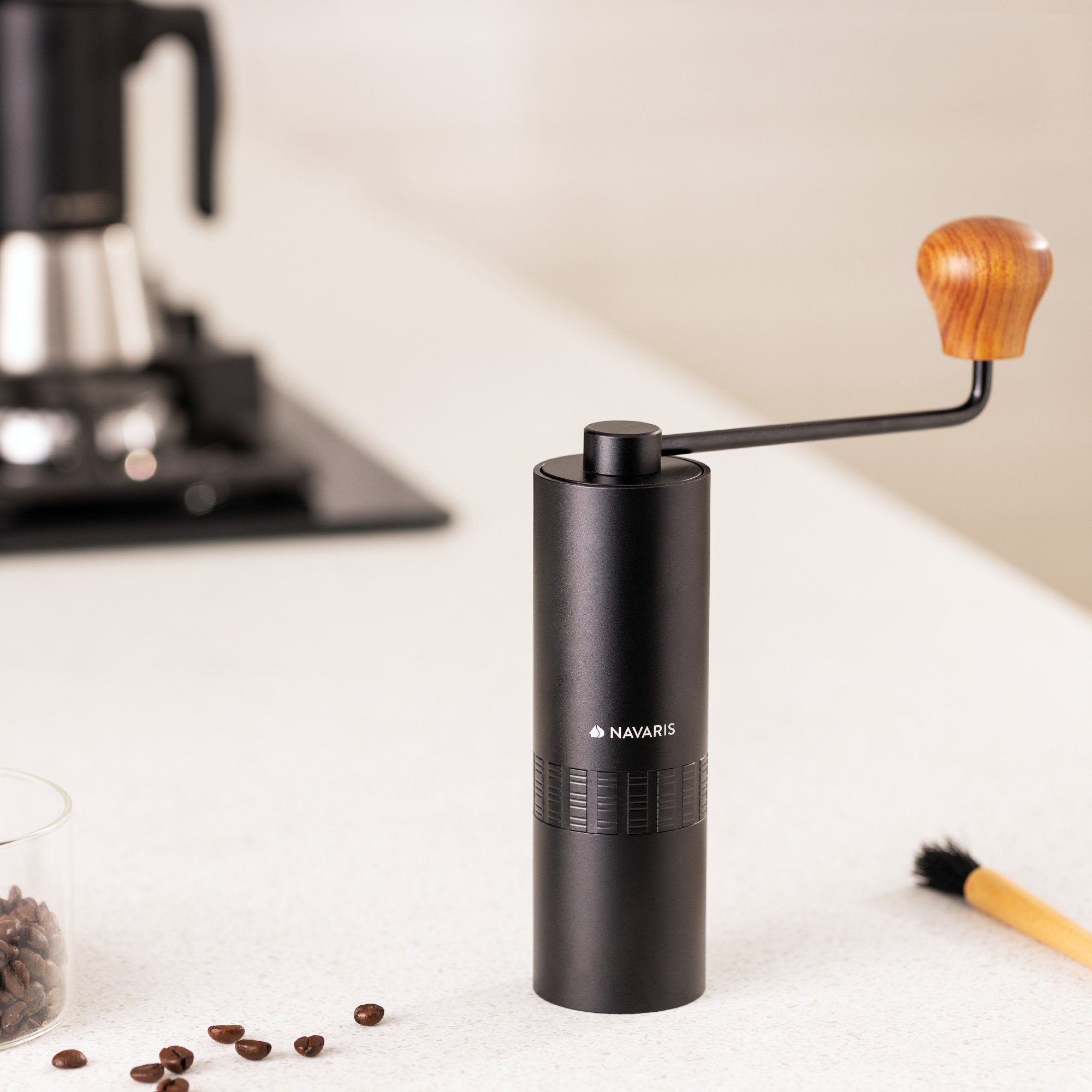 Navaris Kaffeemühle Manuelle Kaffeemühle mit Edelstahlmahlwerk, 12 Mahlgrade