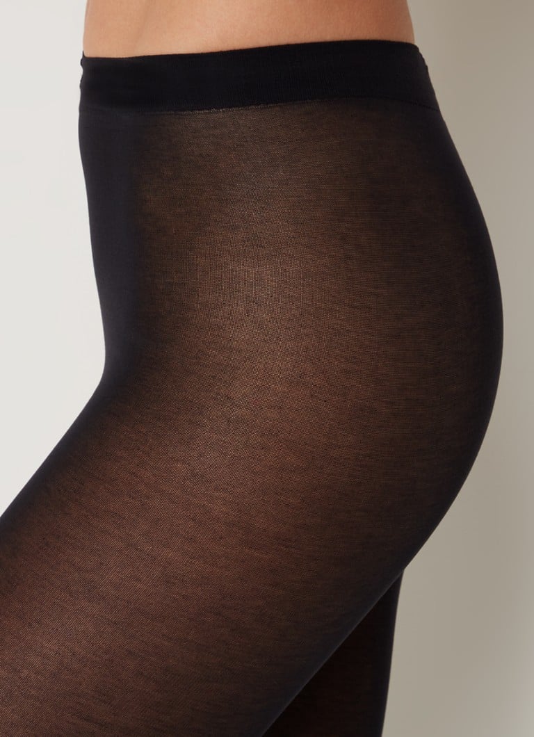Meias-calças Falke Cotton Touch feitas com mistura de algodão orgânico.