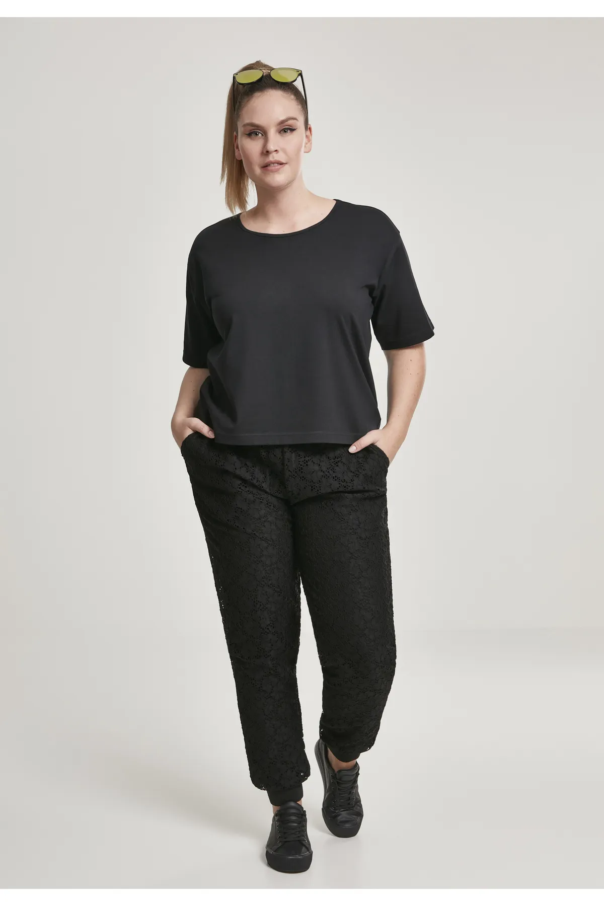 Urban Classics  Jogginghose - Schwarz - Straight
