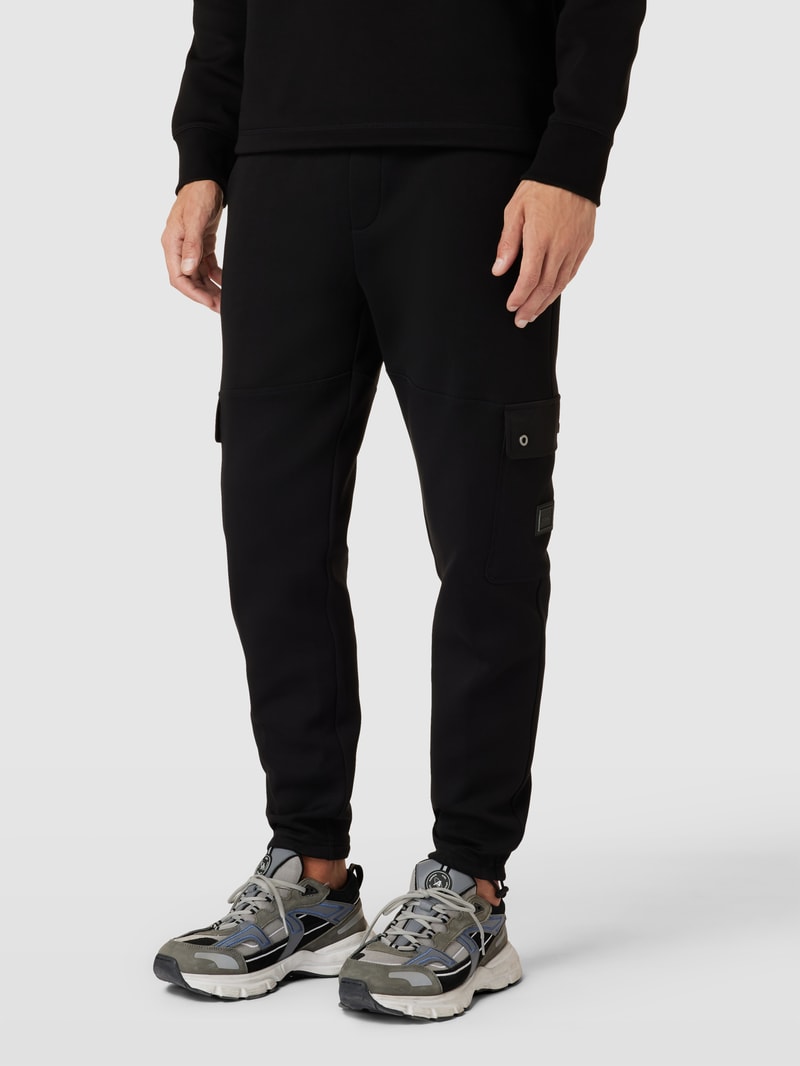 Sweatpants mit Cargotaschen Modell 'Dangkang' in schwarz