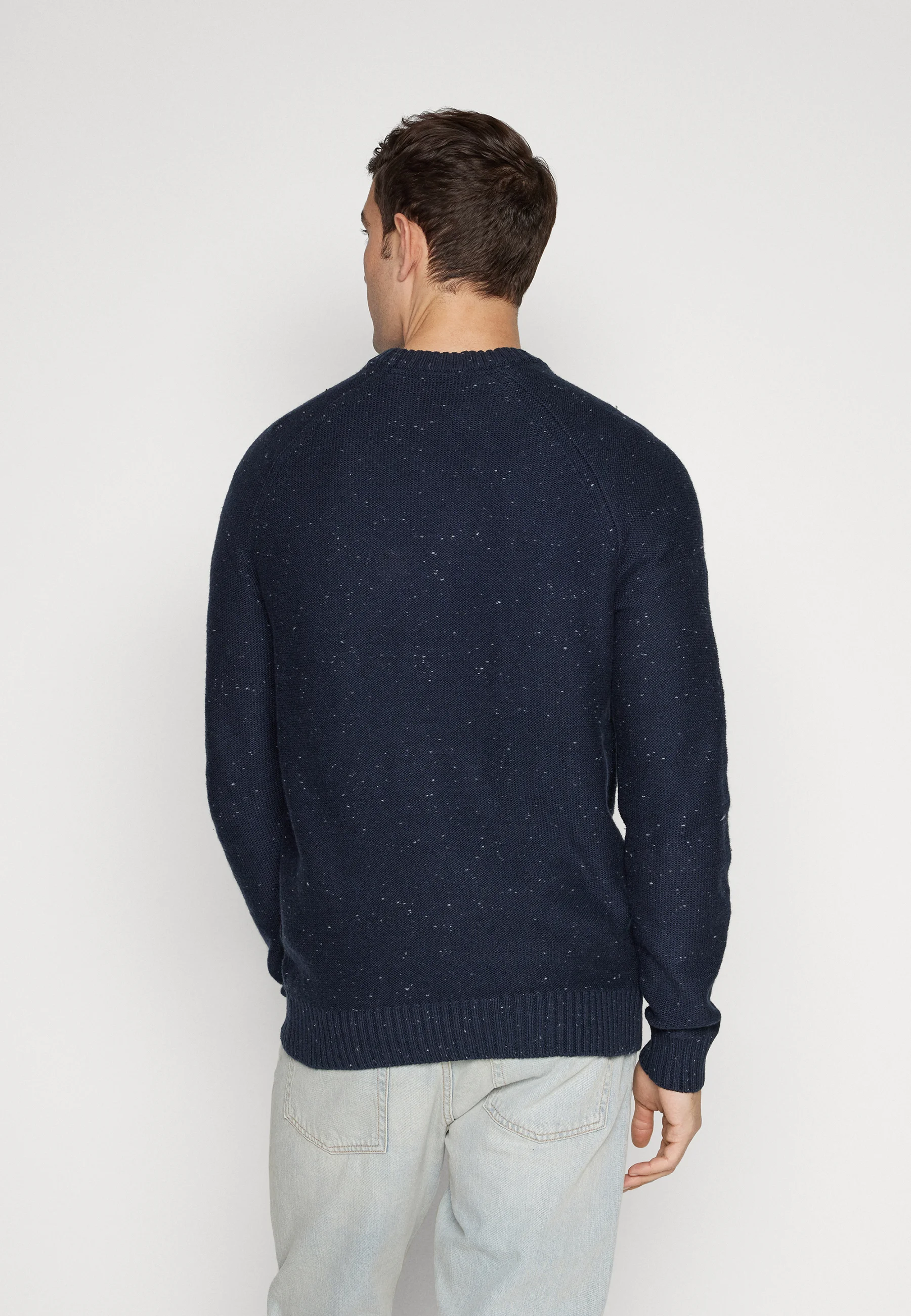 Suéter de cuello redondo raglán Donegal de Lyle & Scott