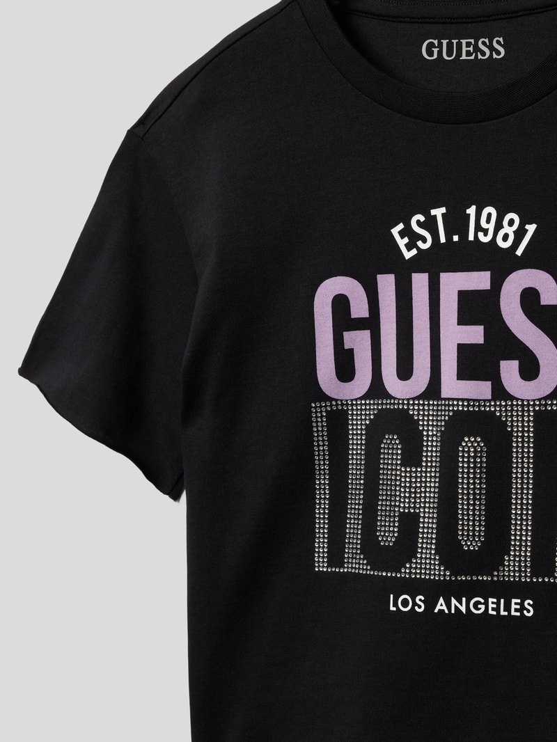 T-Shirt mit Ziersteinbesatz in schwarz