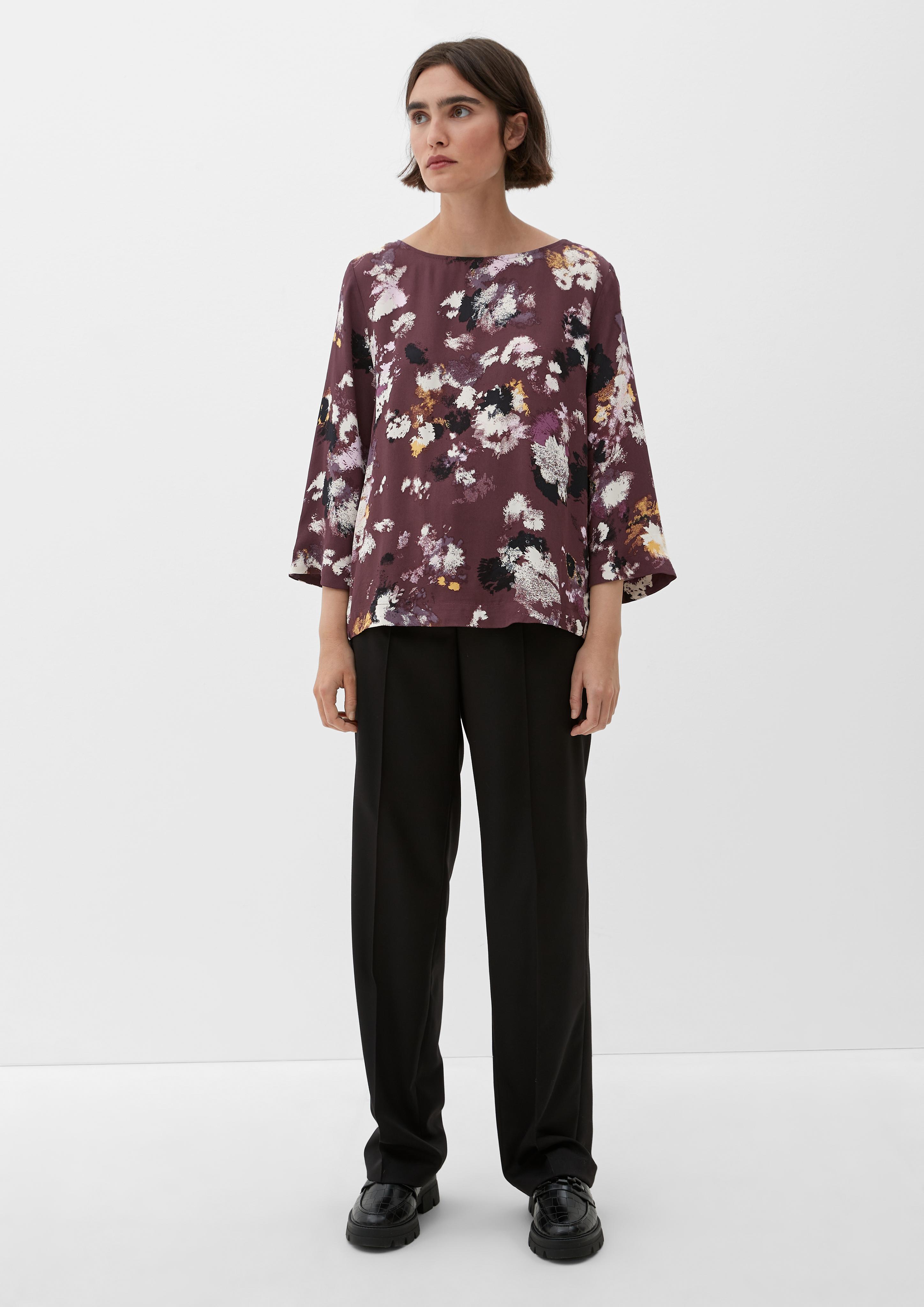 Viskosebluse mit offener Kellerfalte  2122181-49A0