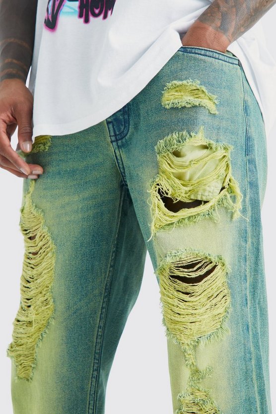 Lockere getönte Jeans mit Rissen