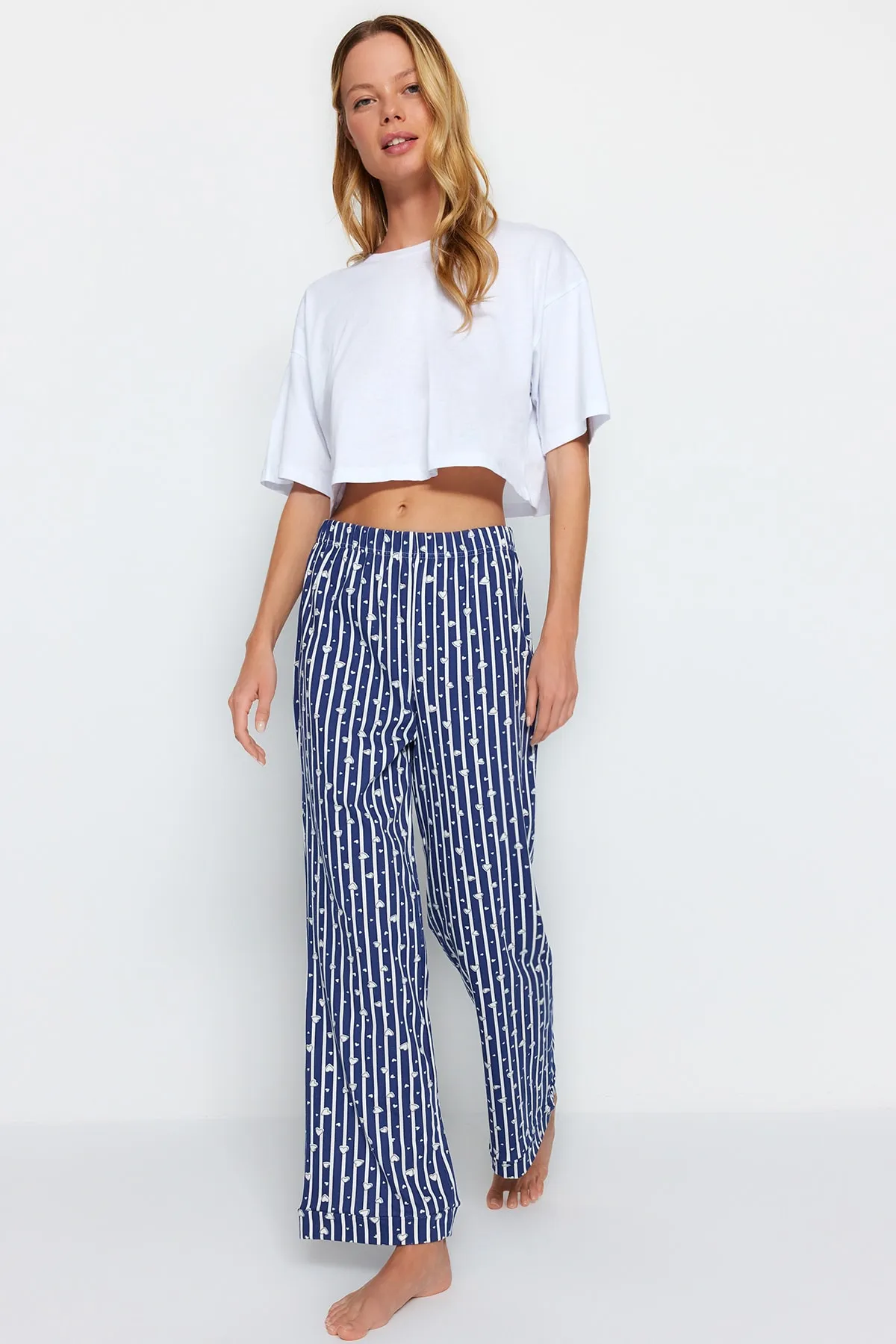 Trendyol Collection  Marineblaue, gestreifte, gestrickte Pyjamahose aus Baumwolle THMSS23PJ00002